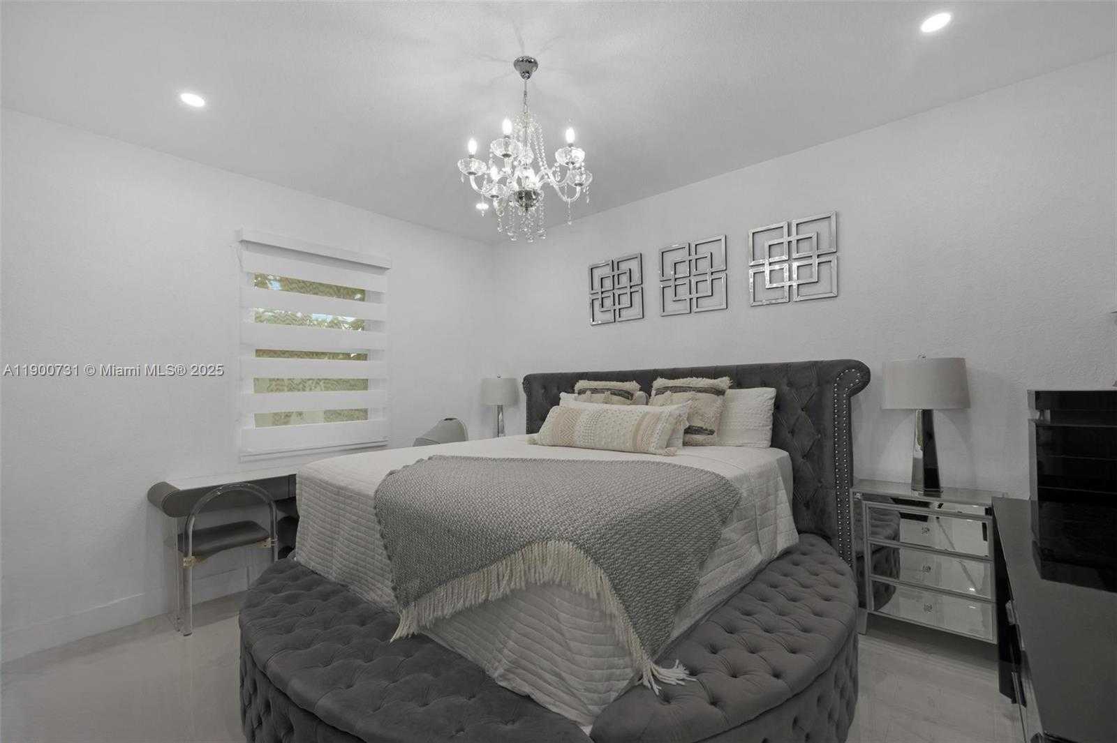 Small Image of 19302 SOUTH WEST 132ND PATH, Miami Number 49