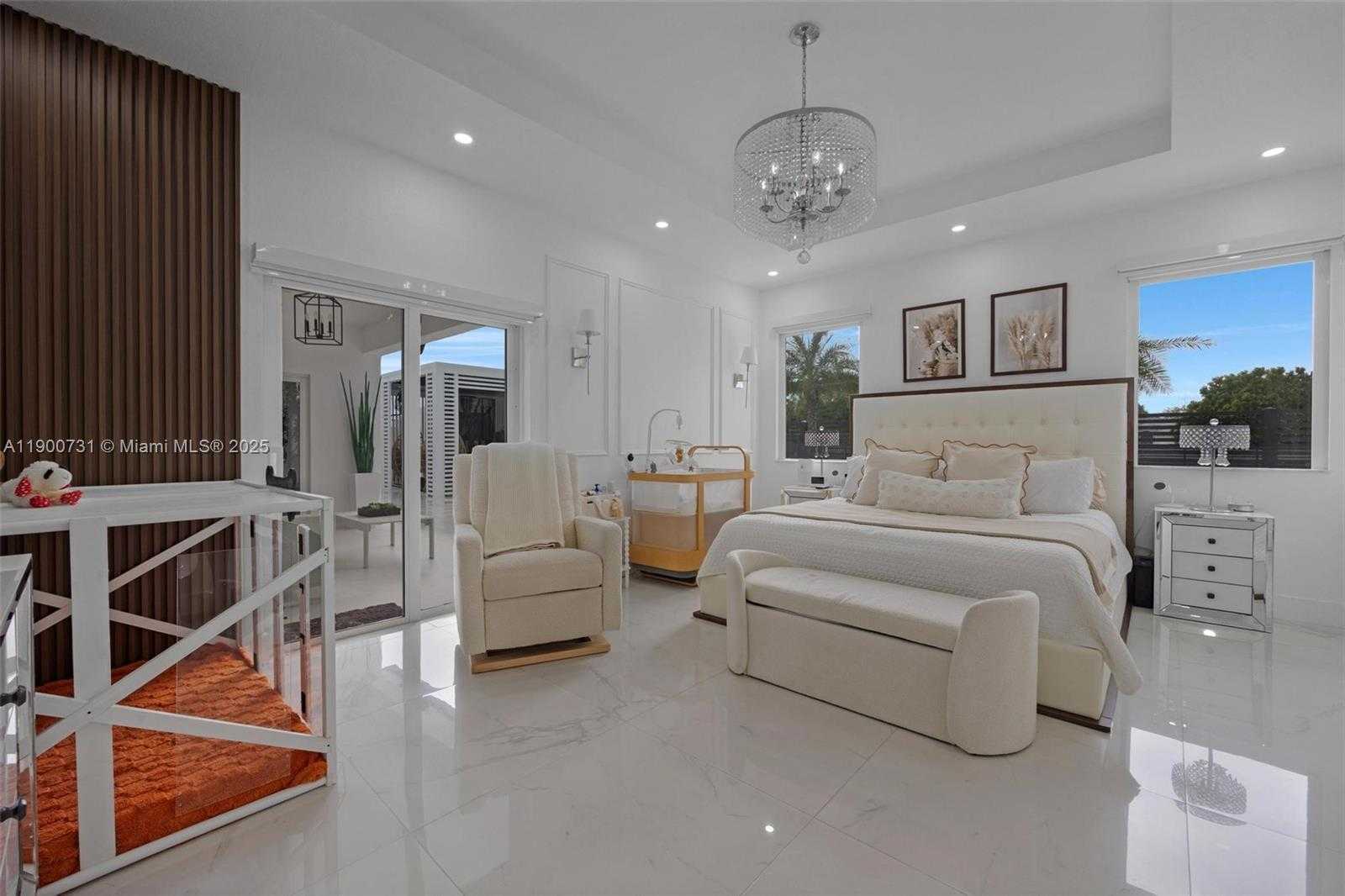 Small Image of 19302 SOUTH WEST 132ND PATH, Miami Number 7