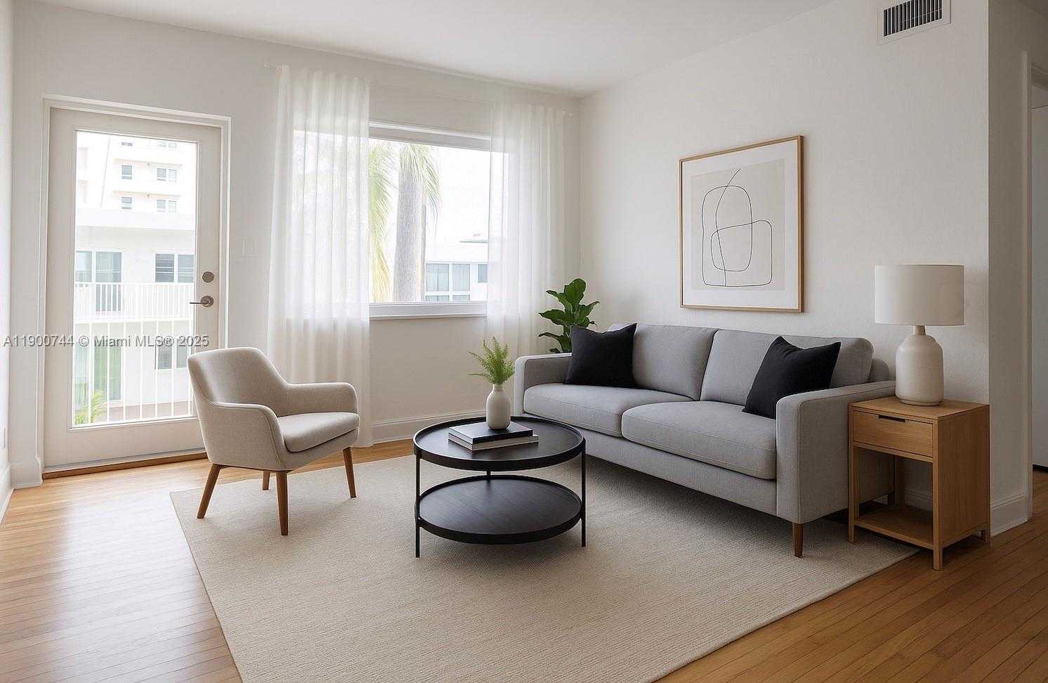 Small Image of 7207 BAY DR #19, Miami Beach Number 3