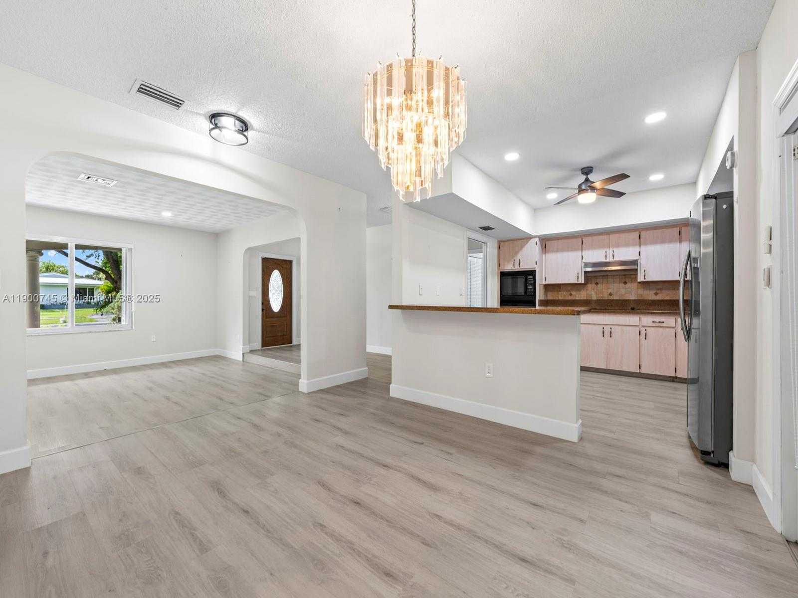 Small Image of 17223 SOUTH WEST 87TH AVE, Palmetto Bay Number 13