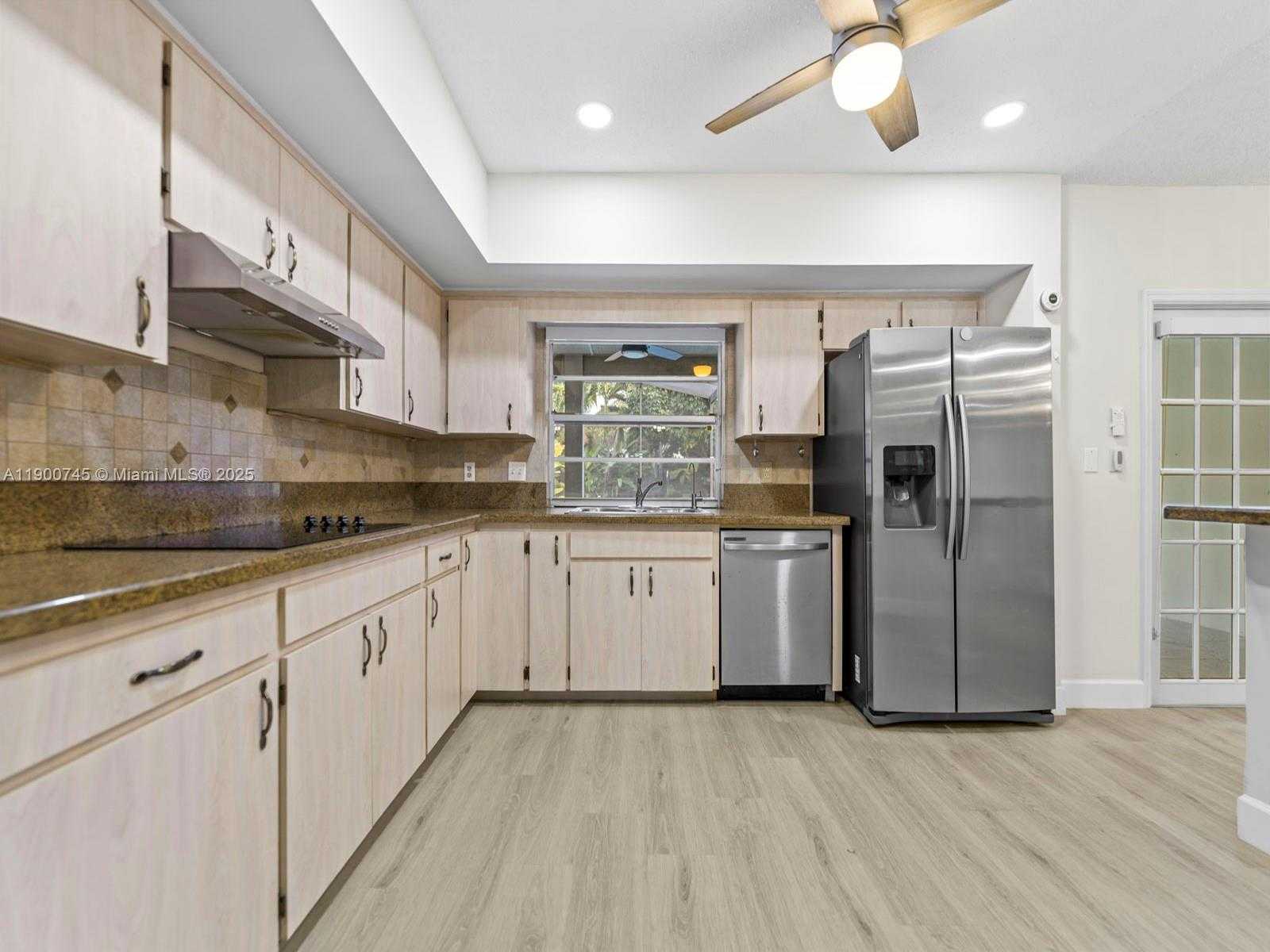 Small Image of 17223 SOUTH WEST 87TH AVE, Palmetto Bay Number 15