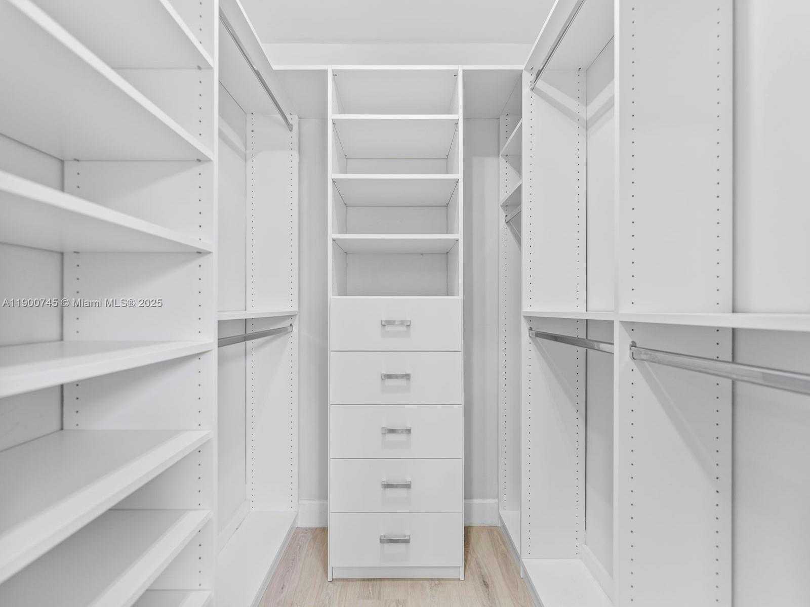 Small Image of 17223 SOUTH WEST 87TH AVE, Palmetto Bay Number 30