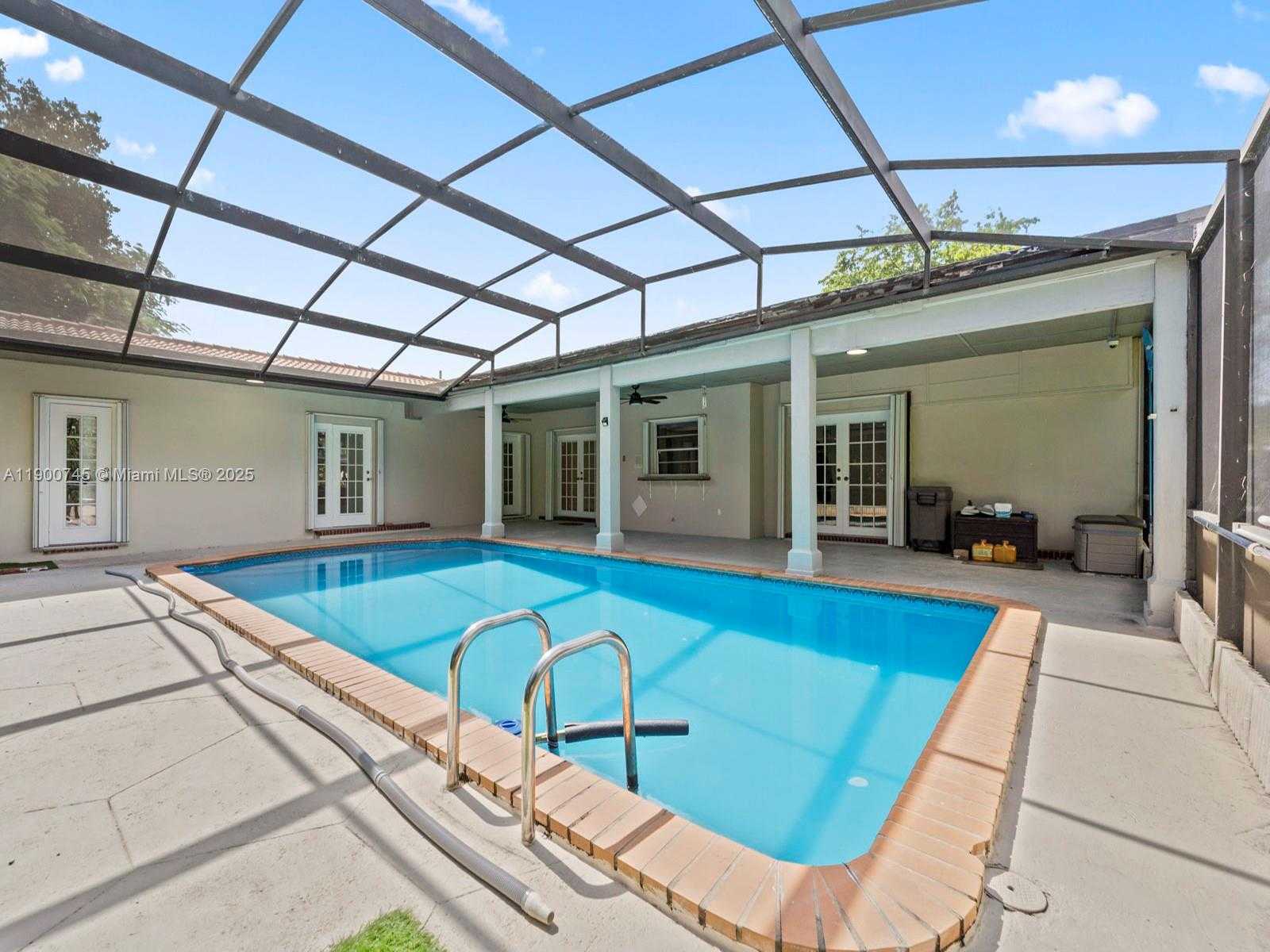 Small Image of 17223 SOUTH WEST 87TH AVE, Palmetto Bay Number 35