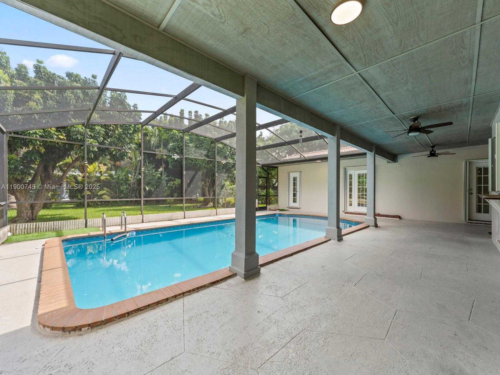 Small Image of 17223 SOUTH WEST 87TH AVE, Palmetto Bay Number 4