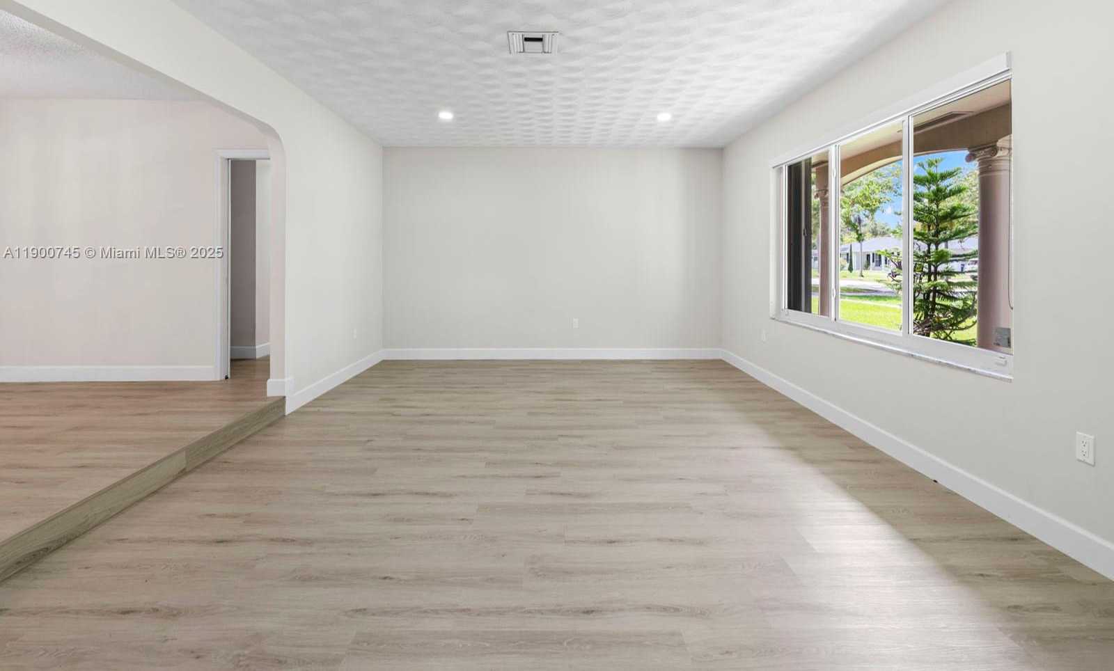 Small Image of 17223 SOUTH WEST 87TH AVE, Palmetto Bay Number 6