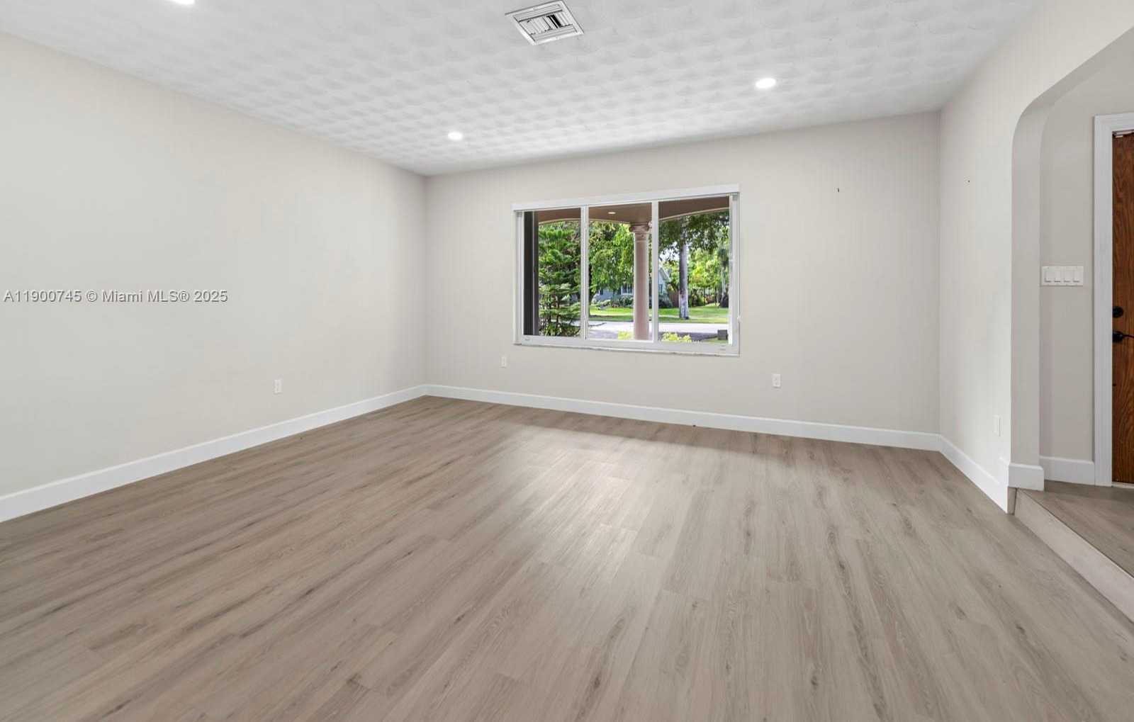 Small Image of 17223 SOUTH WEST 87TH AVE, Palmetto Bay Number 8