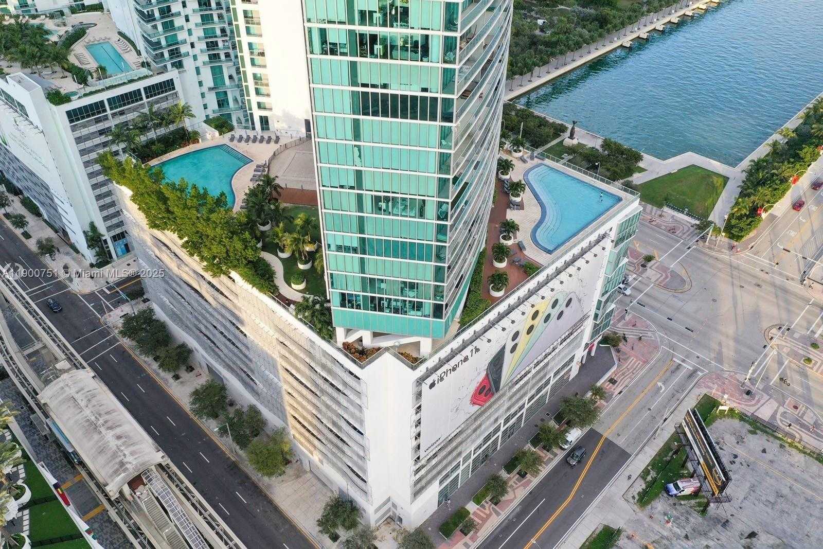 Small Image of 888 BISCAYNE BLVD #3603, Miami Number 16
