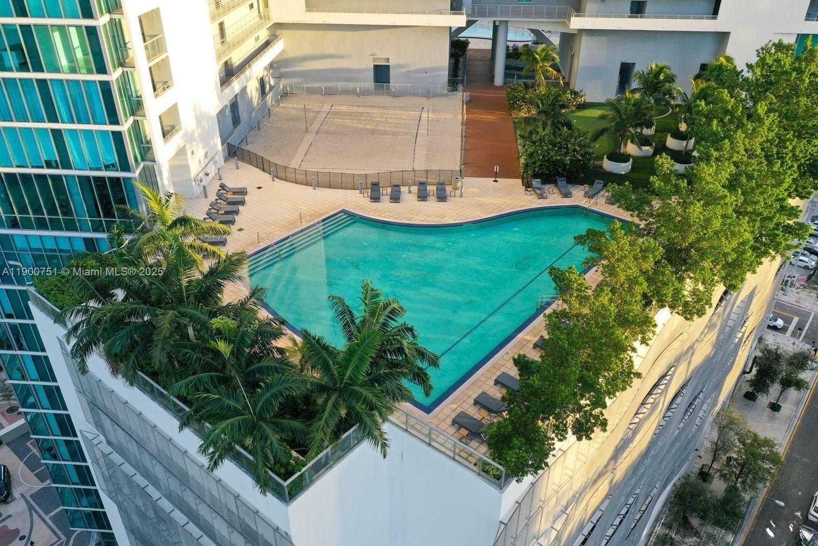 Small Image of 888 BISCAYNE BLVD #3603, Miami Number 17