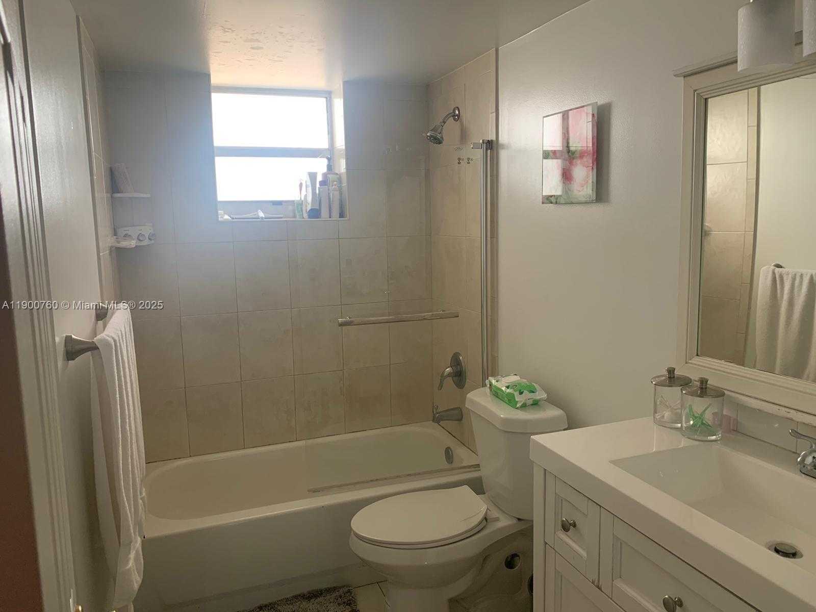 Small Image of 2903 NORTH MIAMI BEACH BLVD #1008, North Miami Beach Number 17