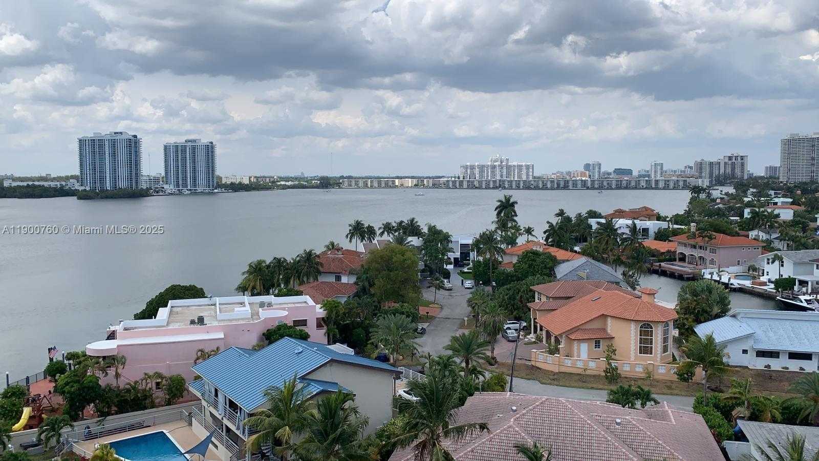 Small Image of 2903 NORTH MIAMI BEACH BLVD #1008, North Miami Beach Number 3