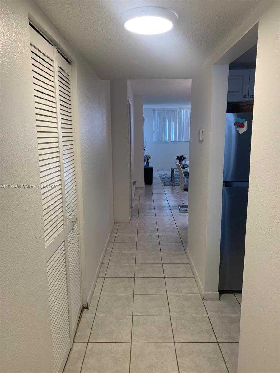 Small Image of 2903 NORTH MIAMI BEACH BLVD #1008, North Miami Beach Number 6