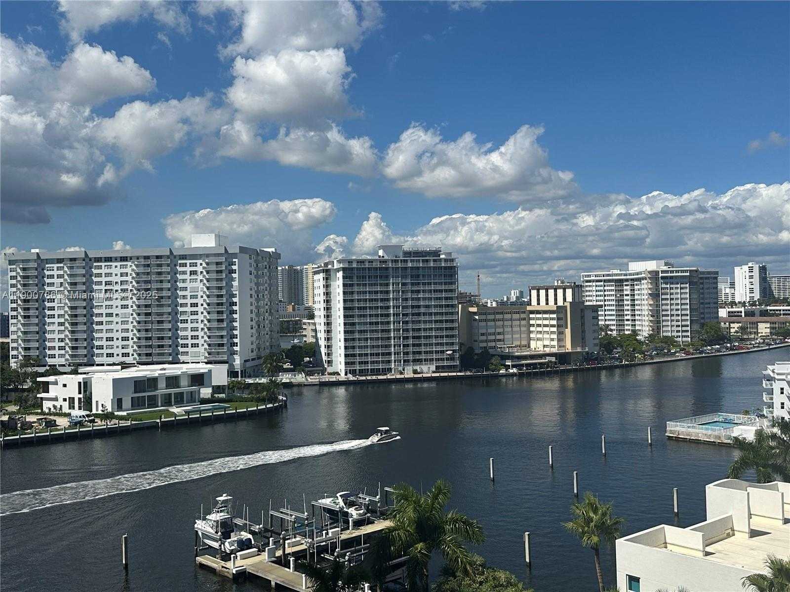 Small Image of 1965 SOUTH OCEAN DR #8B, Hallandale Beach Number 2