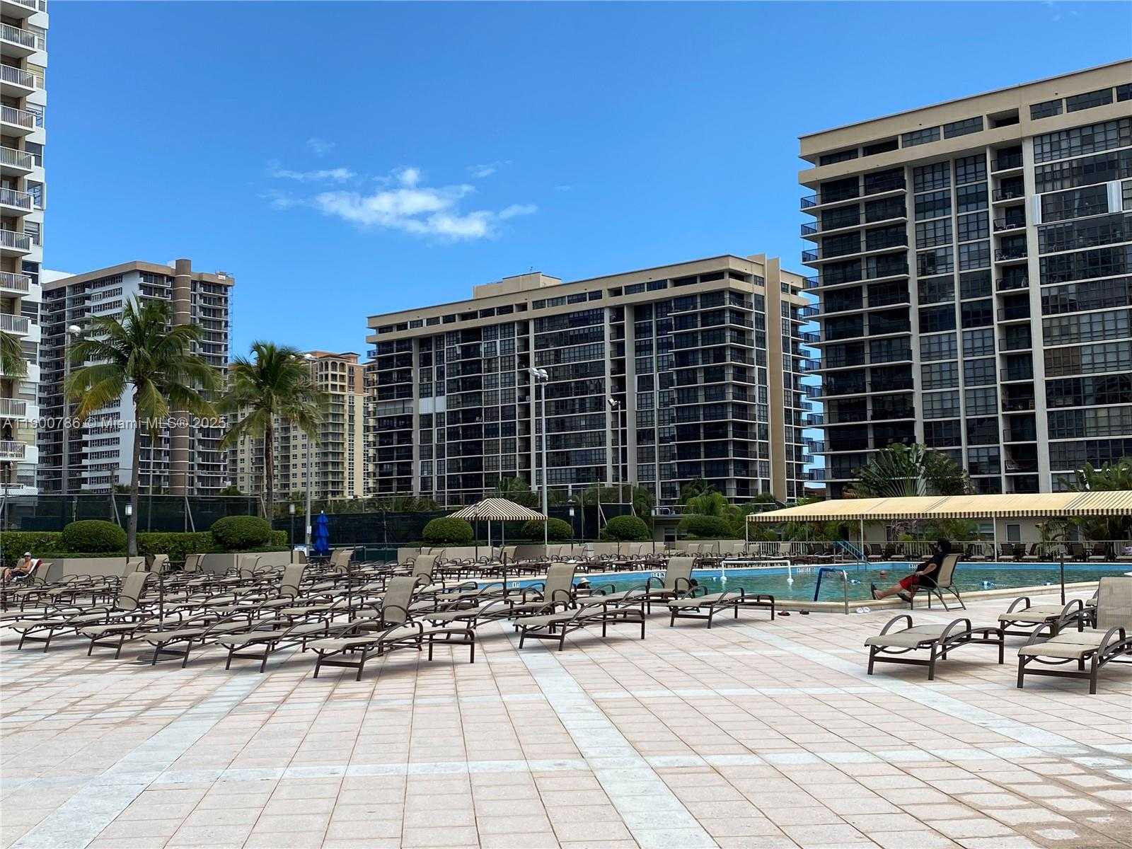 Small Image of 1965 SOUTH OCEAN DR #8B, Hallandale Beach Number 20