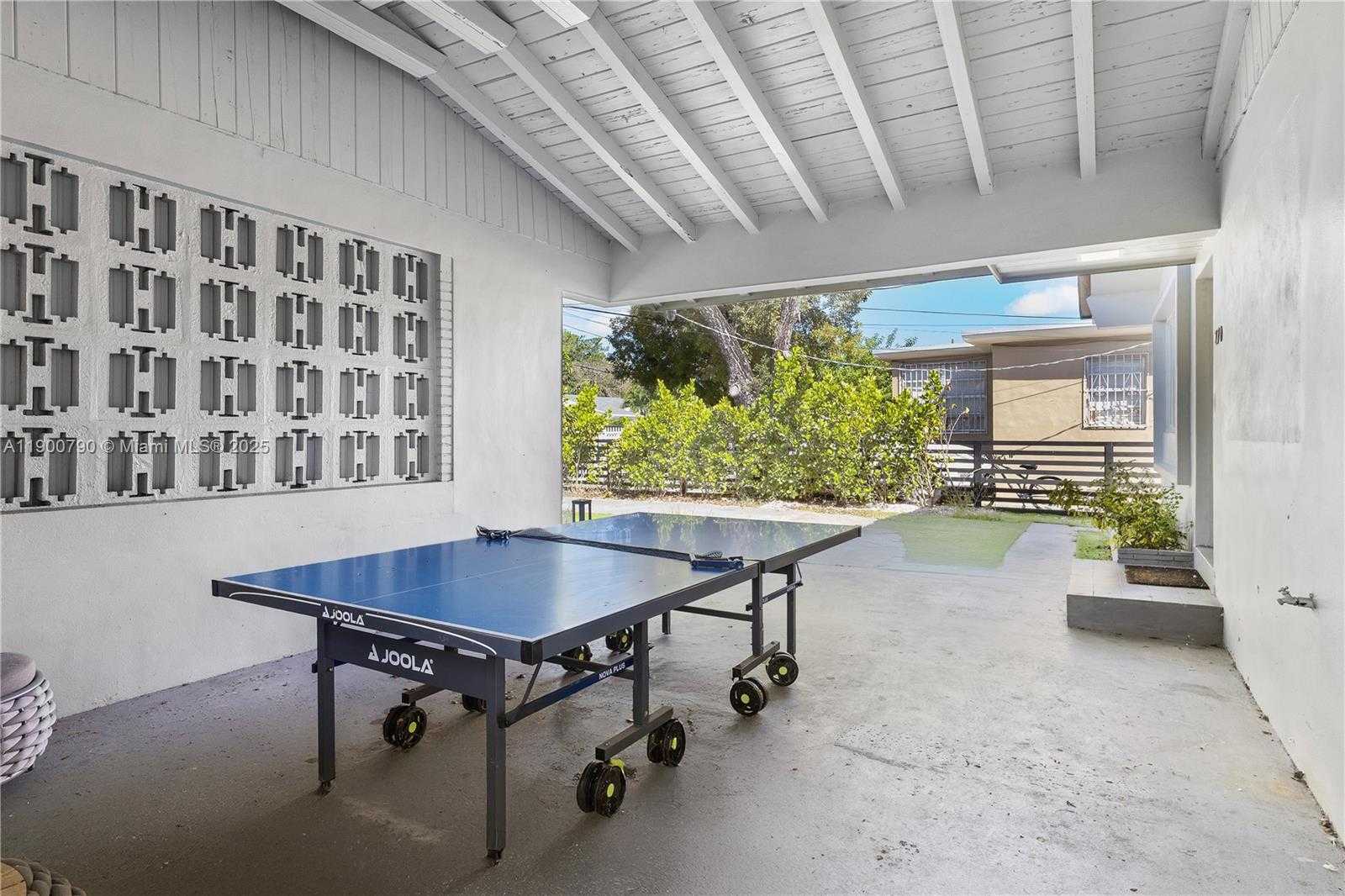 Small Image of 270 NORTH WEST 50TH ST, Miami Number 11