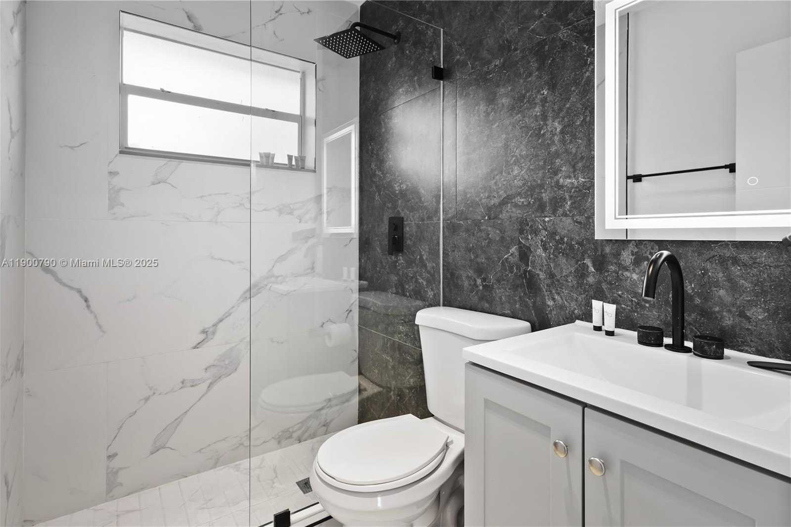 Small Image of 270 NORTH WEST 50TH ST, Miami Number 24