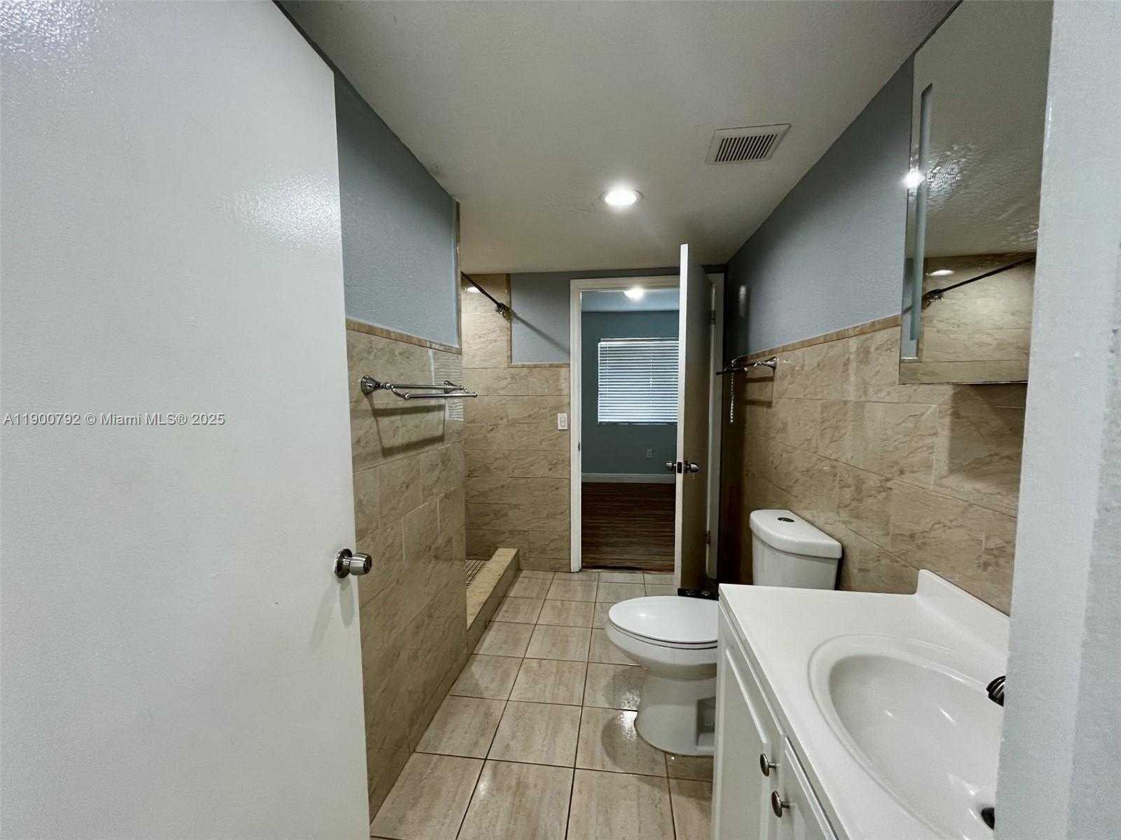 Small Image of 4010 SOUTH WEST 112TH AVE, Miami Number 10