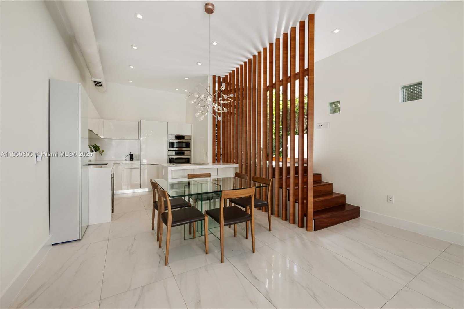 Small Image of 2205 OVERBROOK ST, Miami Number 12