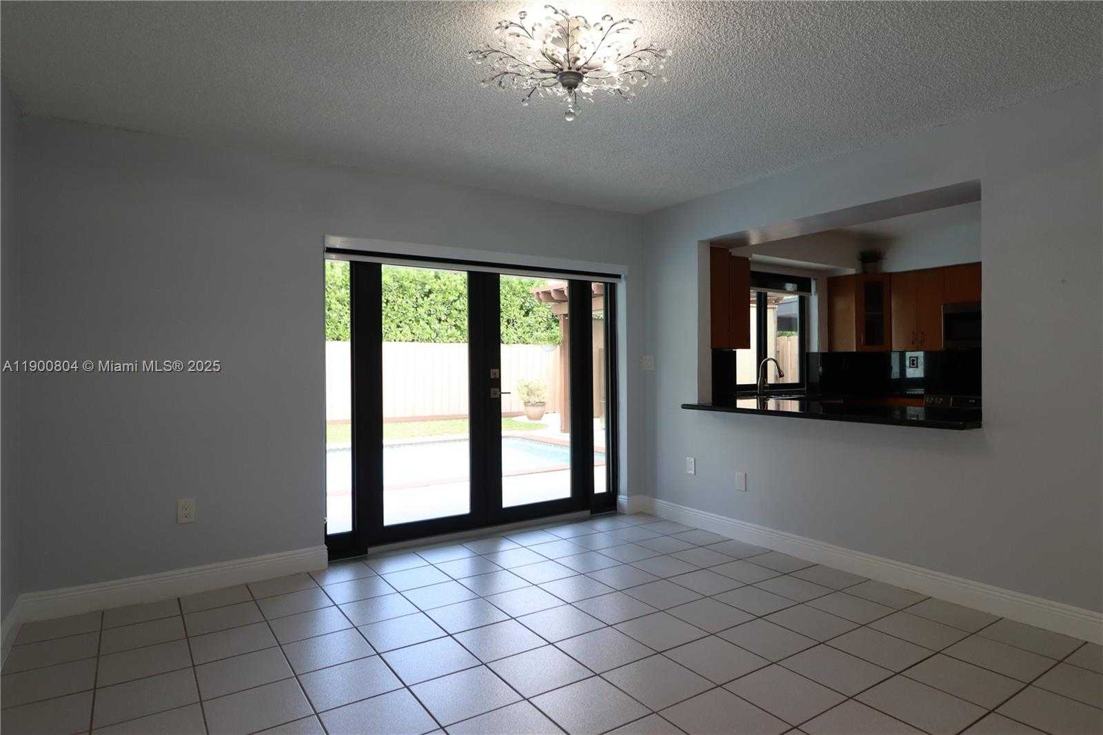 Small Image of 10615 SOUTH WEST 129TH CT, Miami Number 9