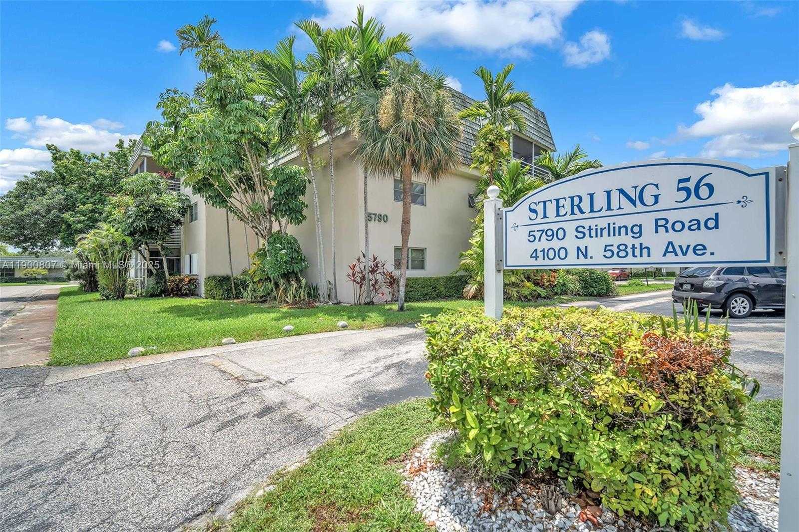 Small Image of 5790 STIRLING RD #304, Hollywood Number 28