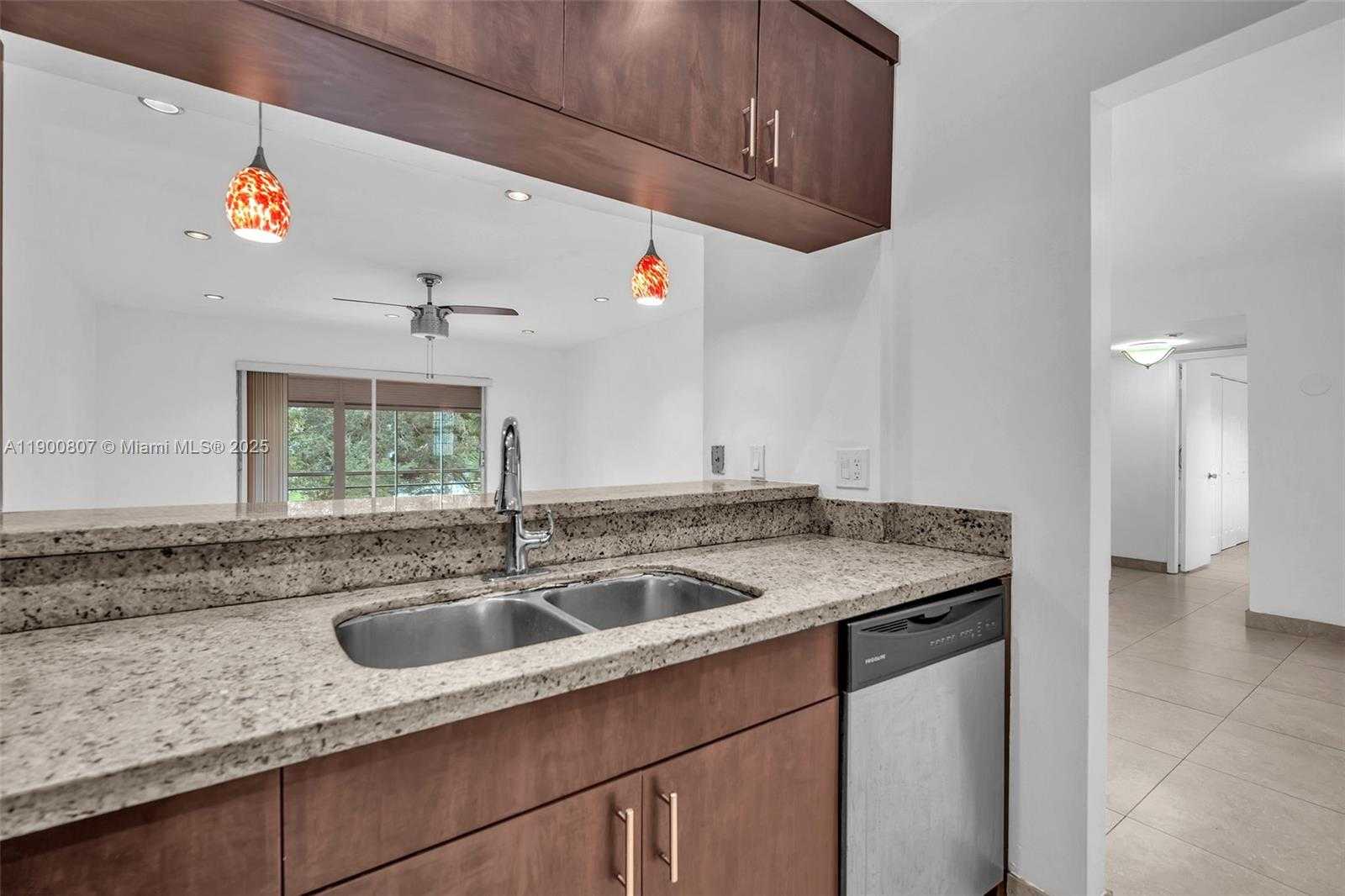 Small Image of 5790 STIRLING RD #304, Hollywood Number 3