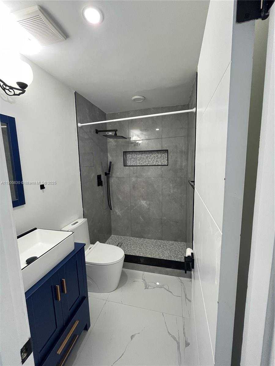 Small Image of 11755 SOUTH WEST 37TH ST, Miami Number 10