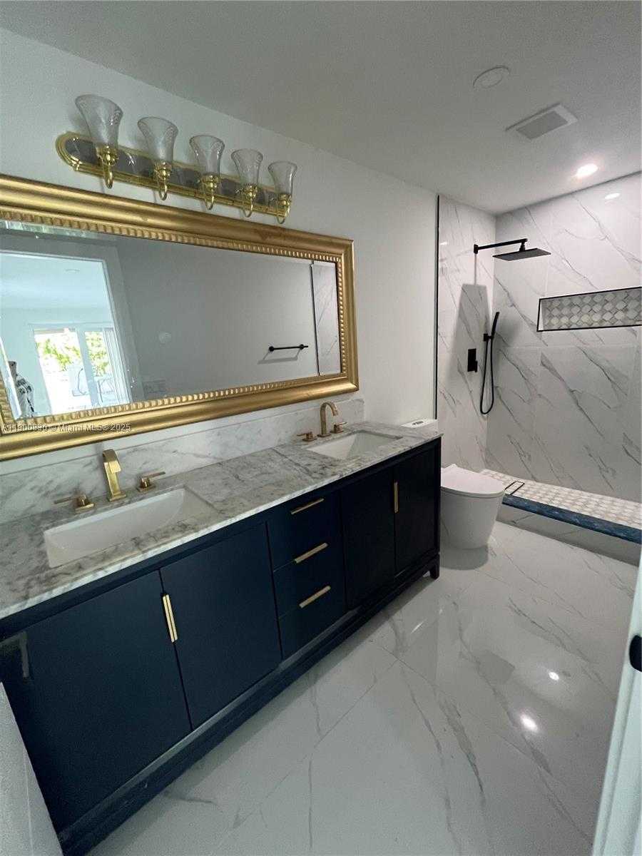 Small Image of 11755 SOUTH WEST 37TH ST, Miami Number 13