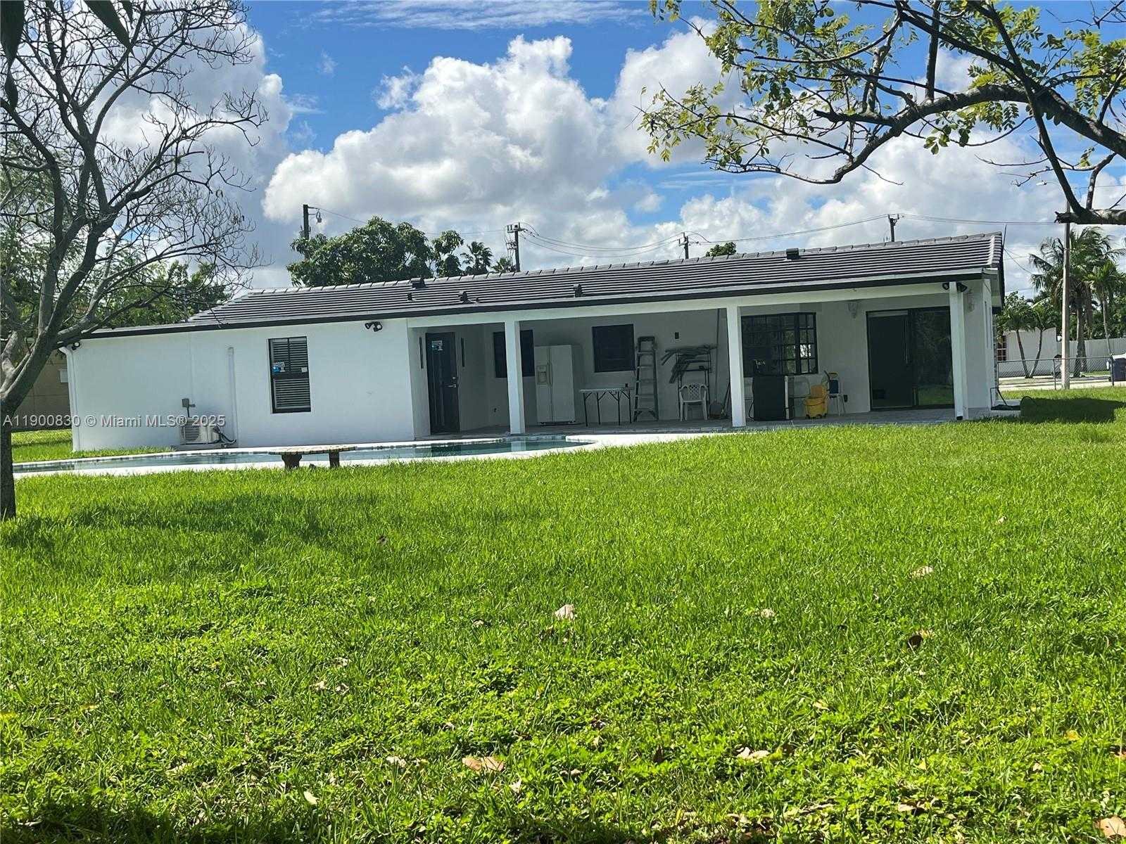 Small Image of 11755 SOUTH WEST 37TH ST, Miami Number 17