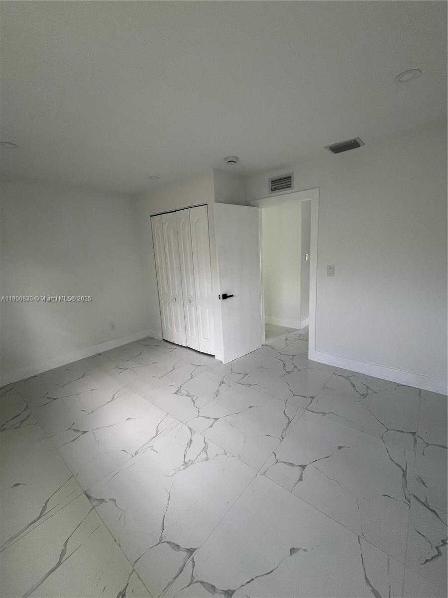 Small Image of 11755 SOUTH WEST 37TH ST, Miami Number 8