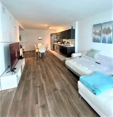 Small Image of 31 SOUTH EAST 6TH ST #2404, Miami Number 12