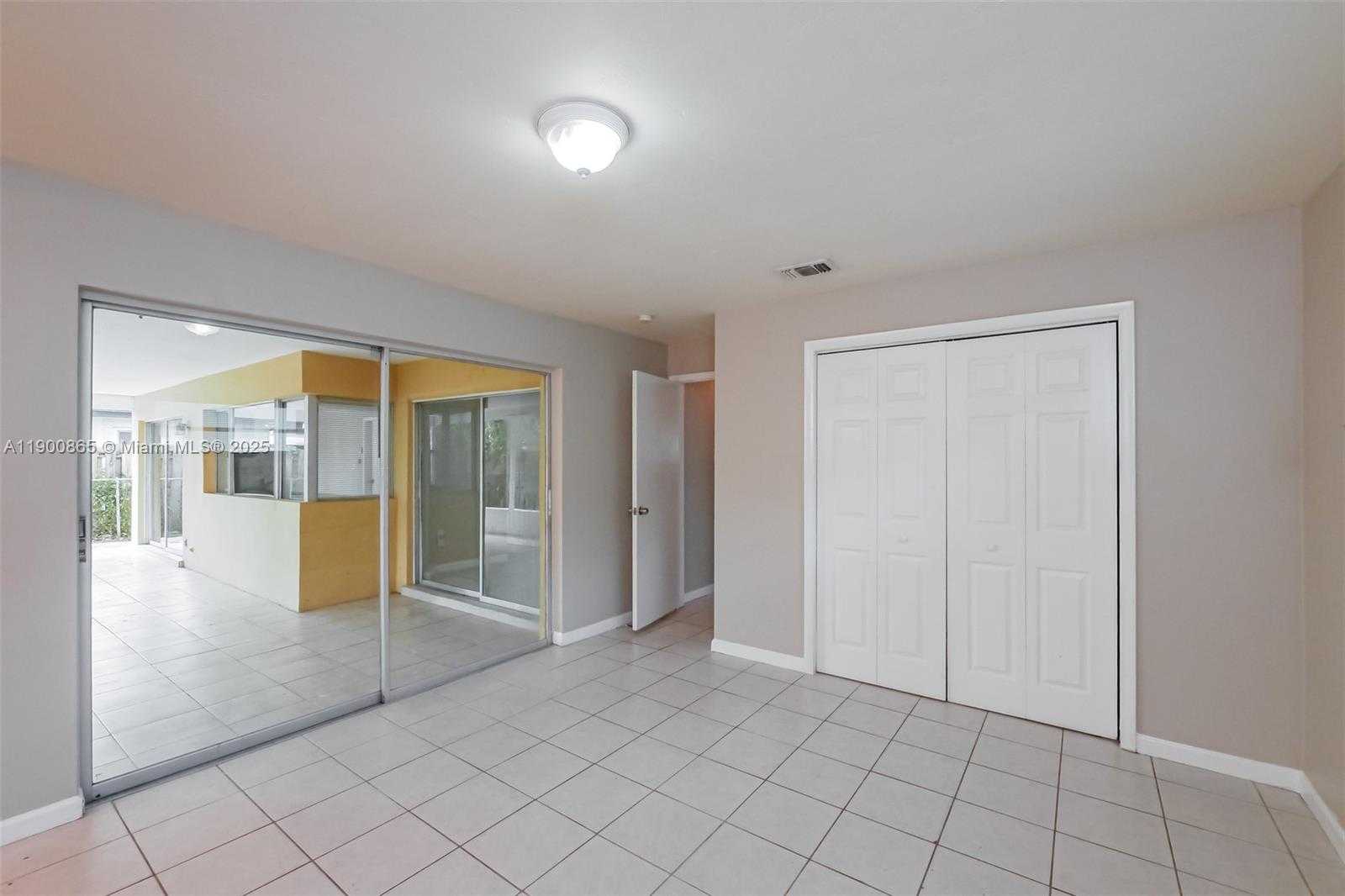 Small Image of 2440 NORTH WEST 68TH AVE, Sunrise Number 11