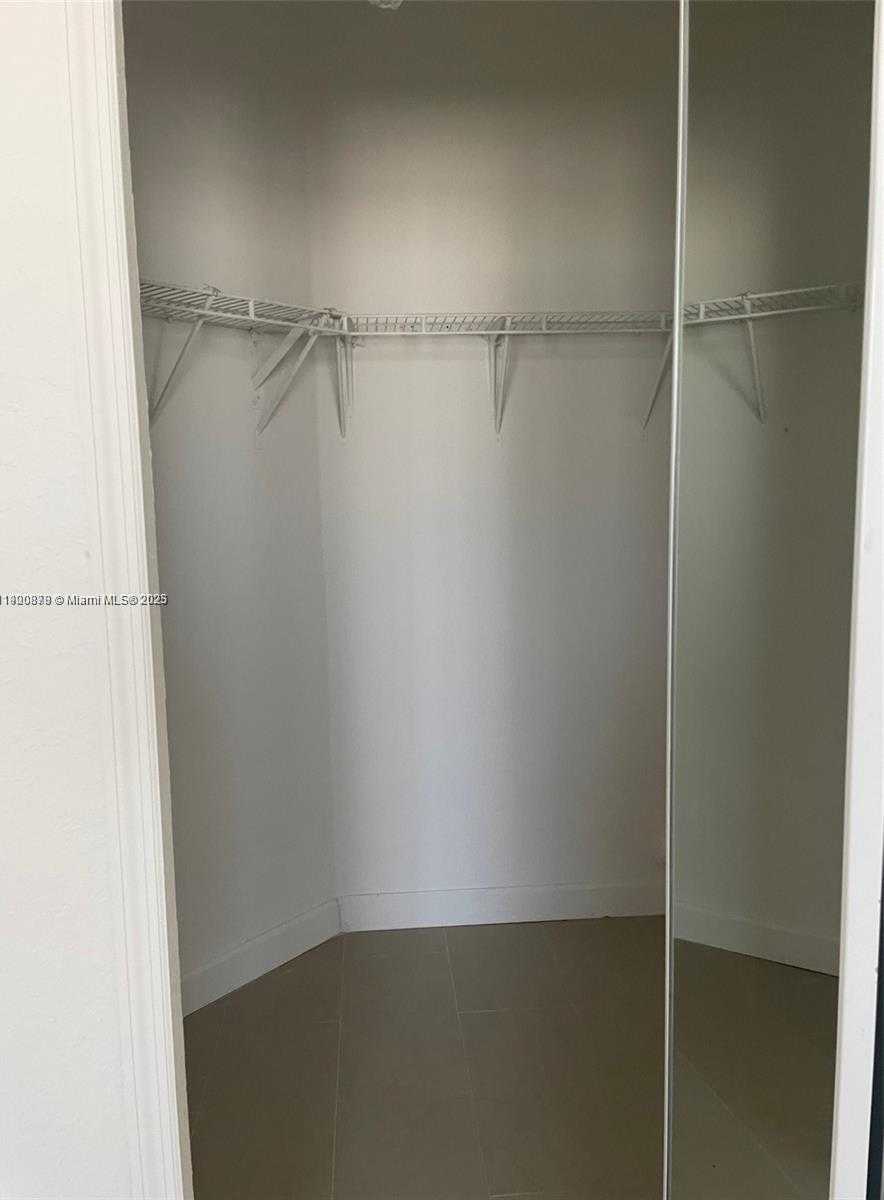 Small Image of 8048 NORTH WEST 108TH CT, Doral Number 15