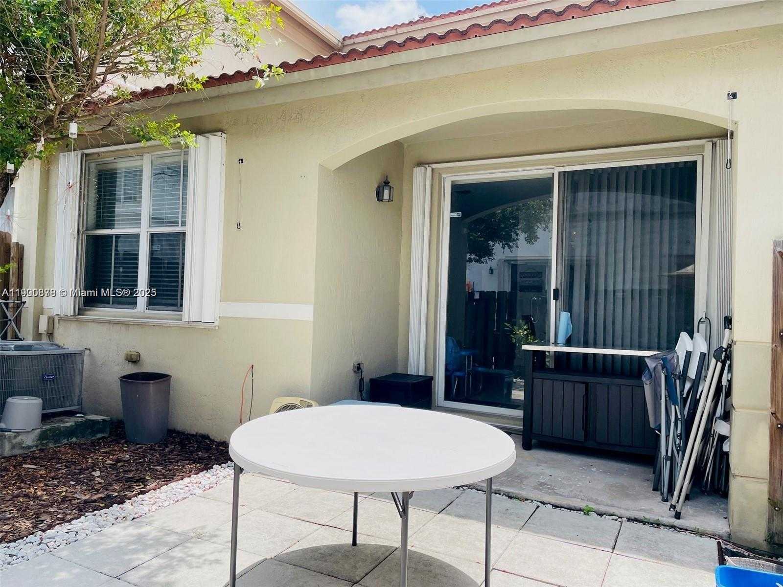 Small Image of 8048 NORTH WEST 108TH CT, Doral Number 26
