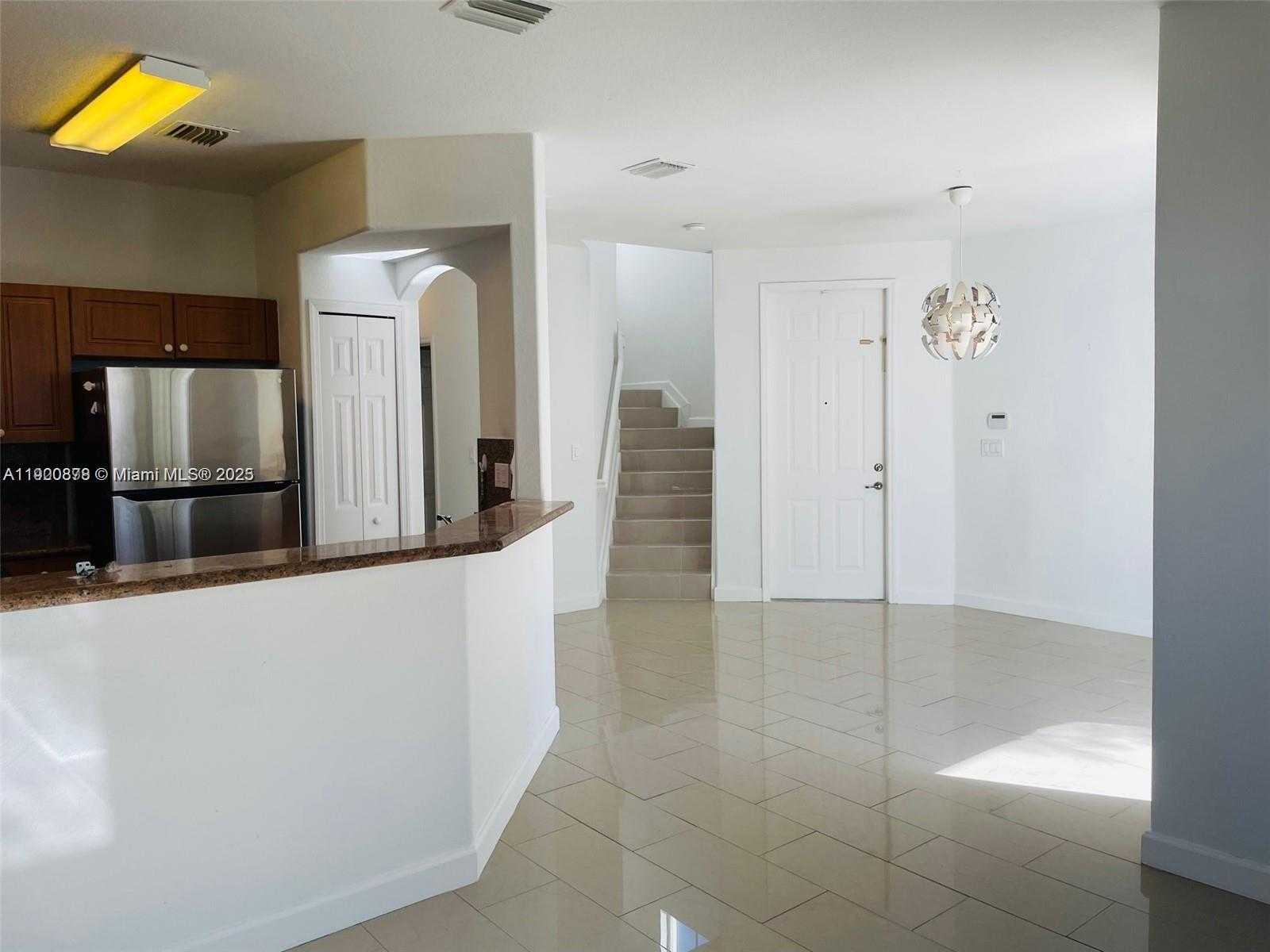 Small Image of 8048 NORTH WEST 108TH CT, Doral Number 6