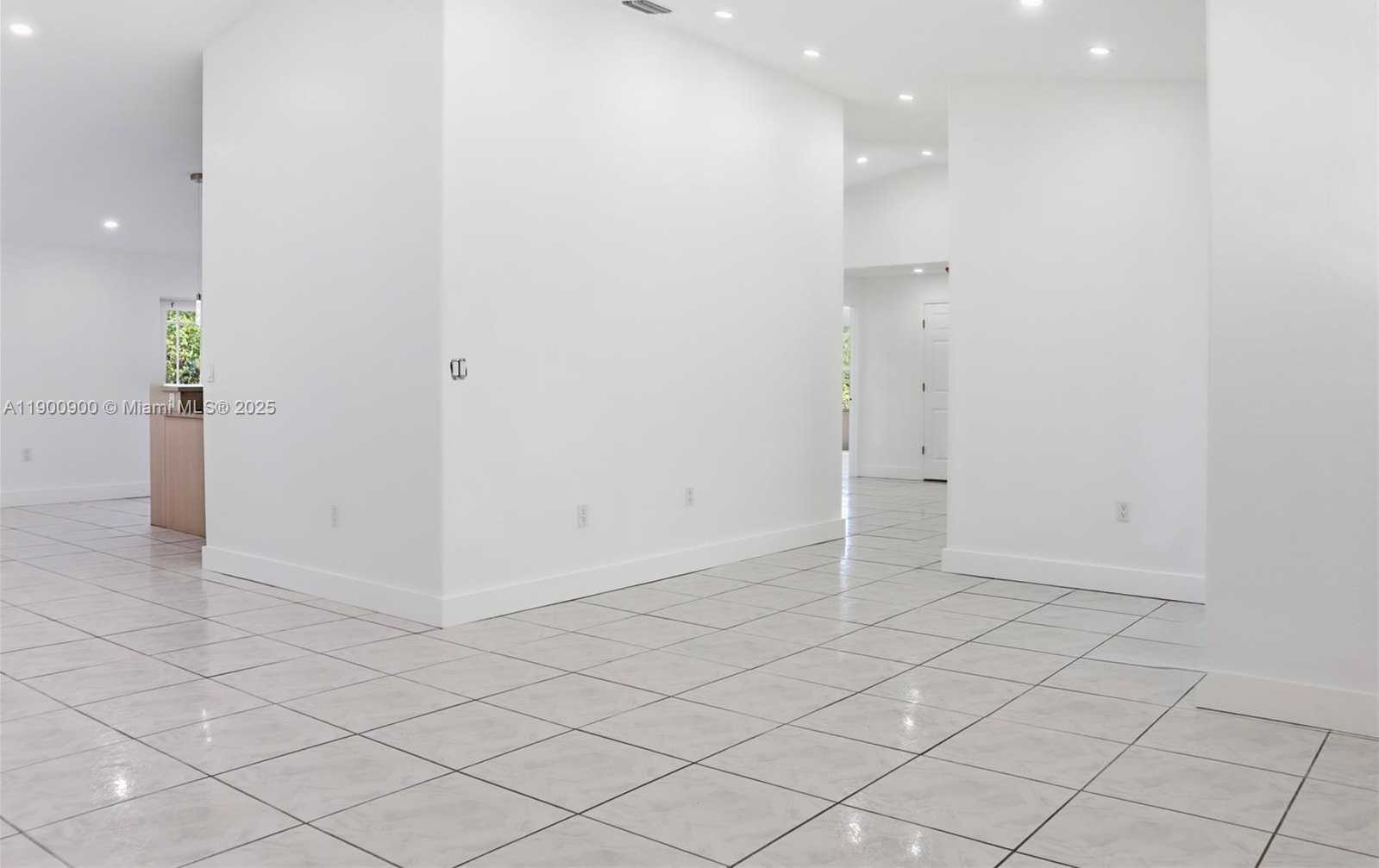 Small Image of 19851 SOUTH WEST 79TH AVE, Cutler Bay Number 2