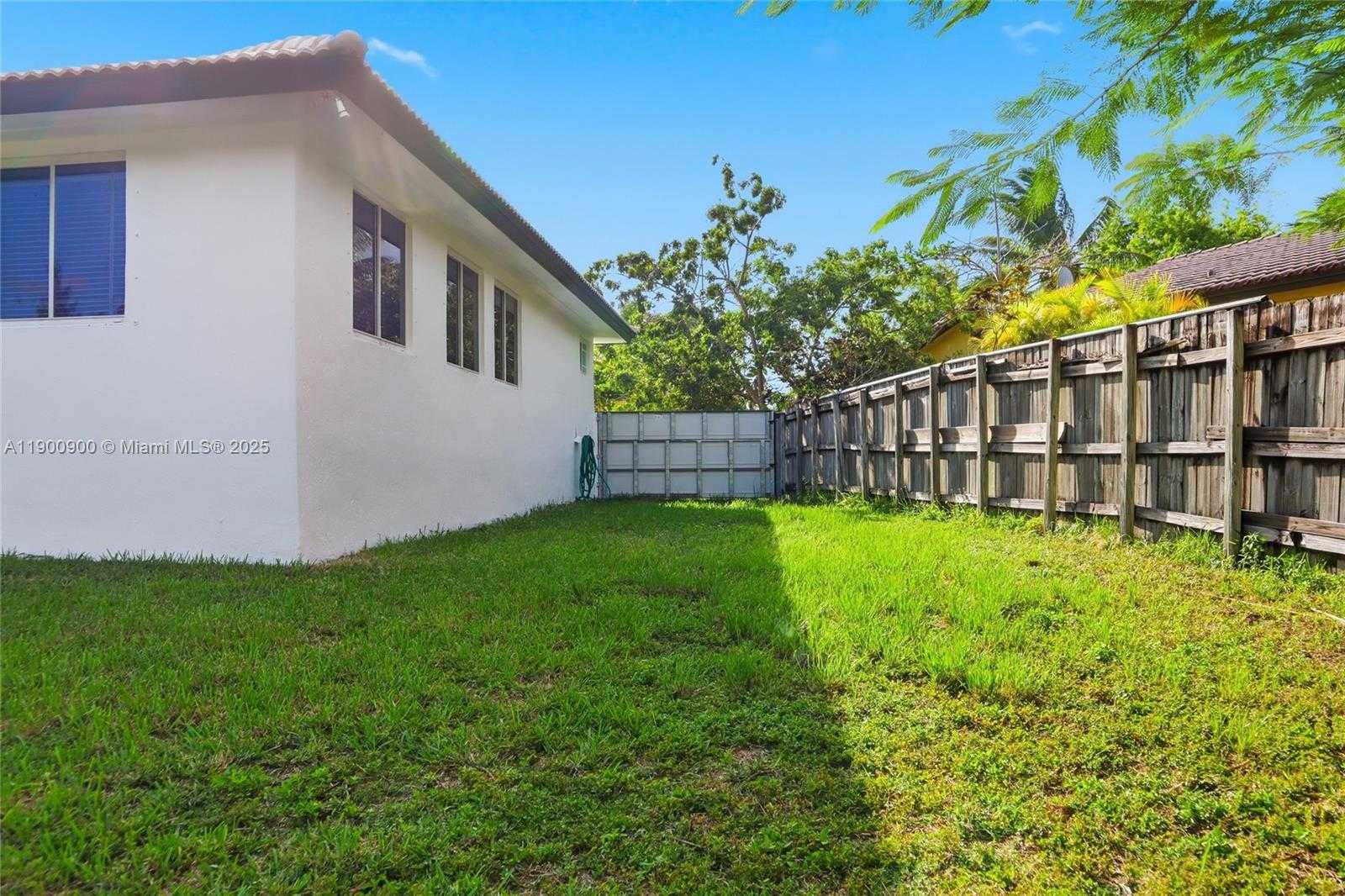 Small Image of 19851 SOUTH WEST 79TH AVE, Cutler Bay Number 21