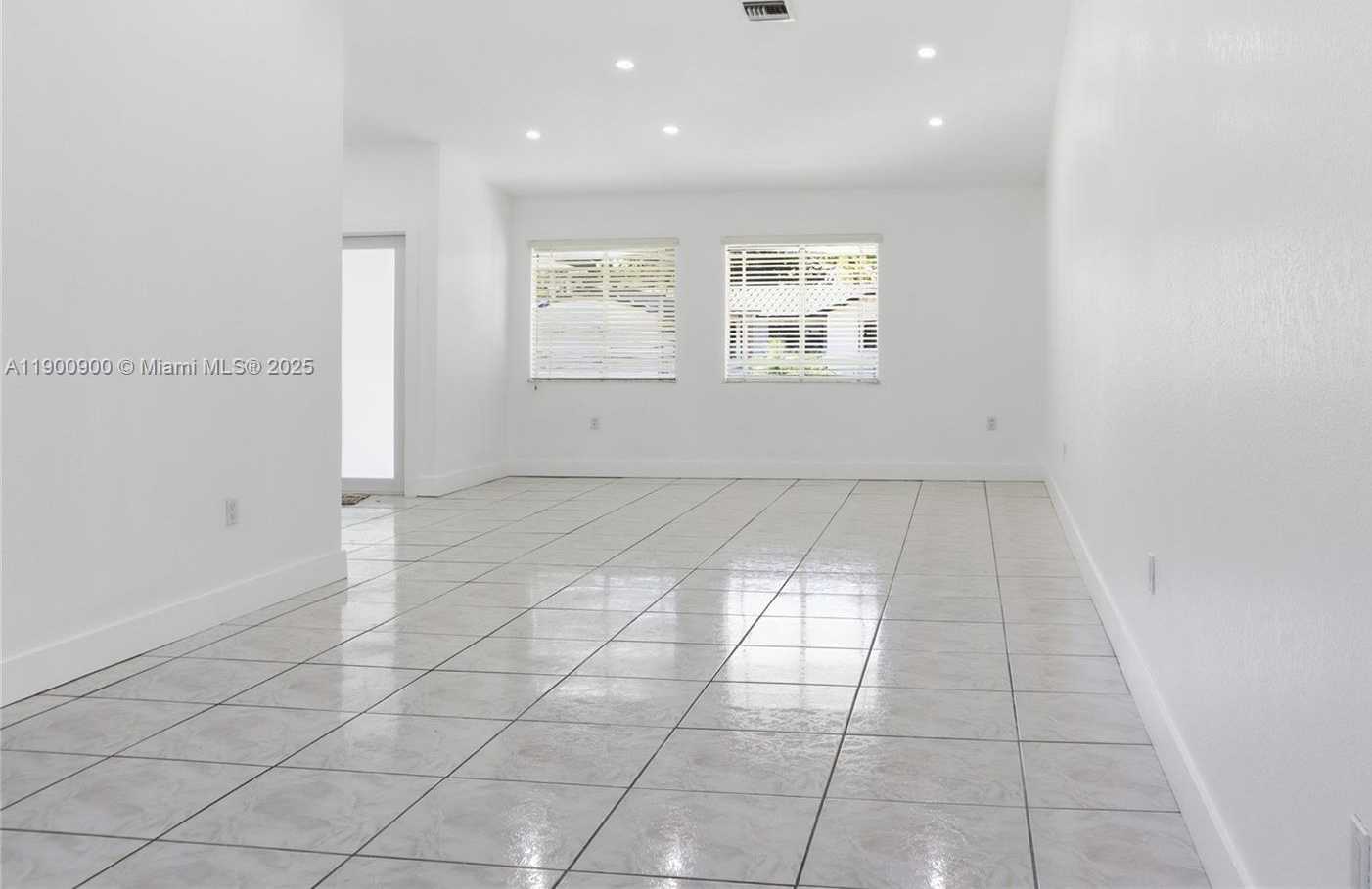 Small Image of 19851 SOUTH WEST 79TH AVE, Cutler Bay Number 3