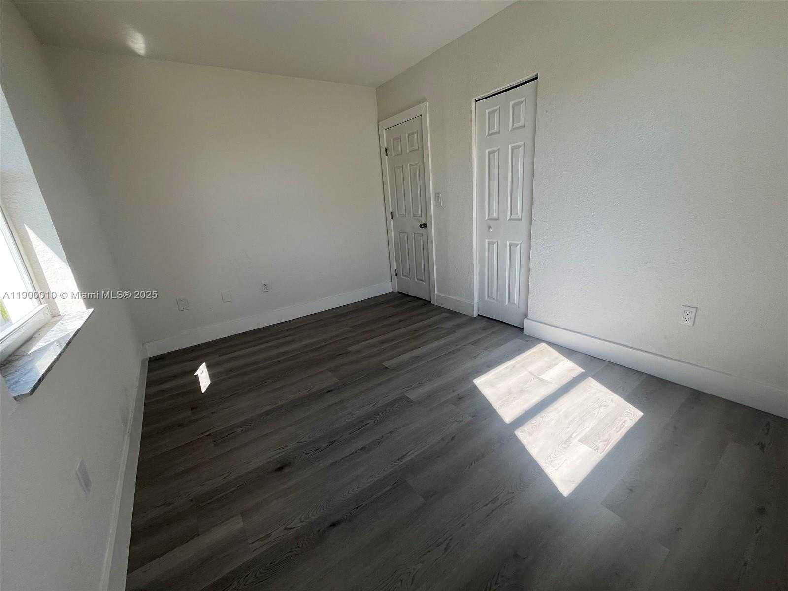 Small Image of 1923 NORTH WEST 66TH ST #N/A, Miami Number 19