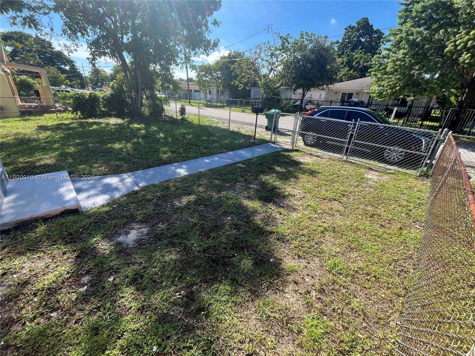 Small Image of 1923 NORTH WEST 66TH ST #N/A, Miami Number 2