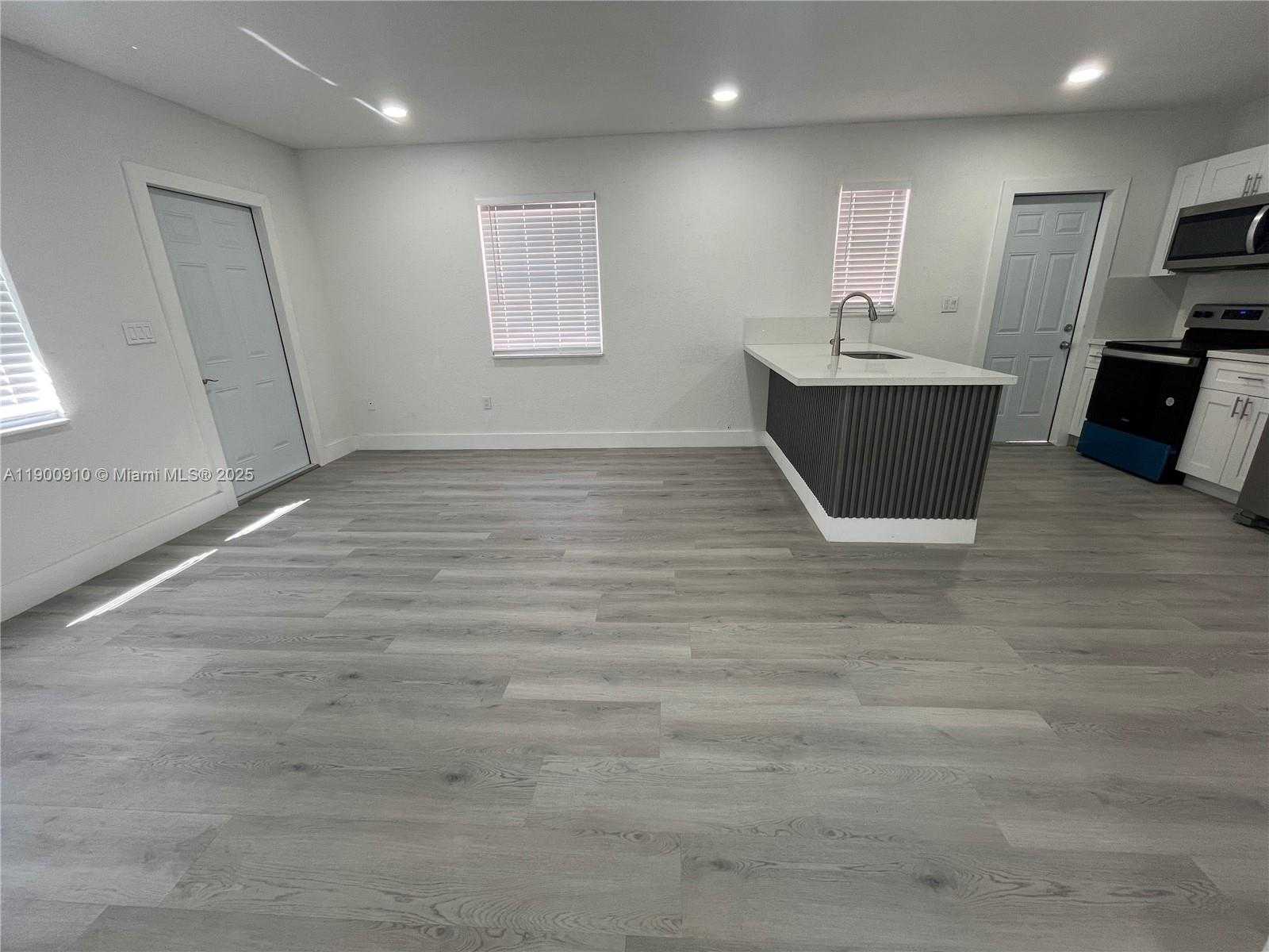 Small Image of 1923 NORTH WEST 66TH ST #N/A, Miami Number 7