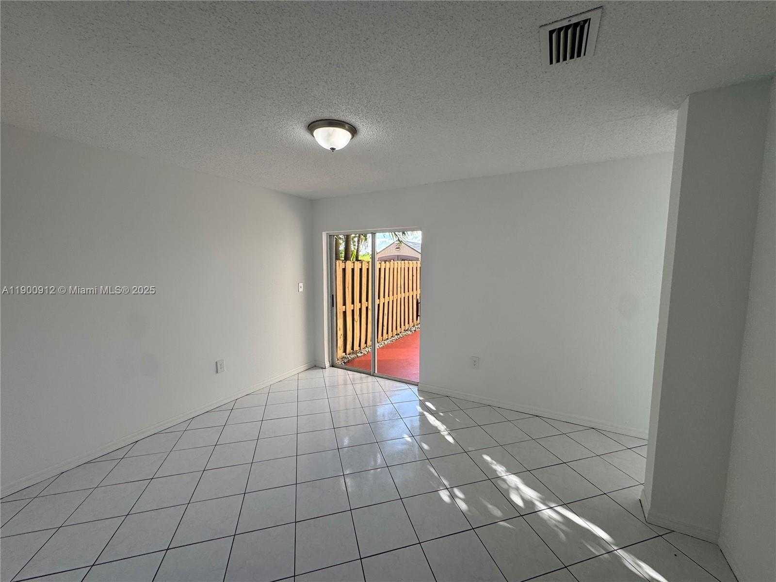 Small Image of 11367 SOUTH WEST 161ST PL, Miami Number 12