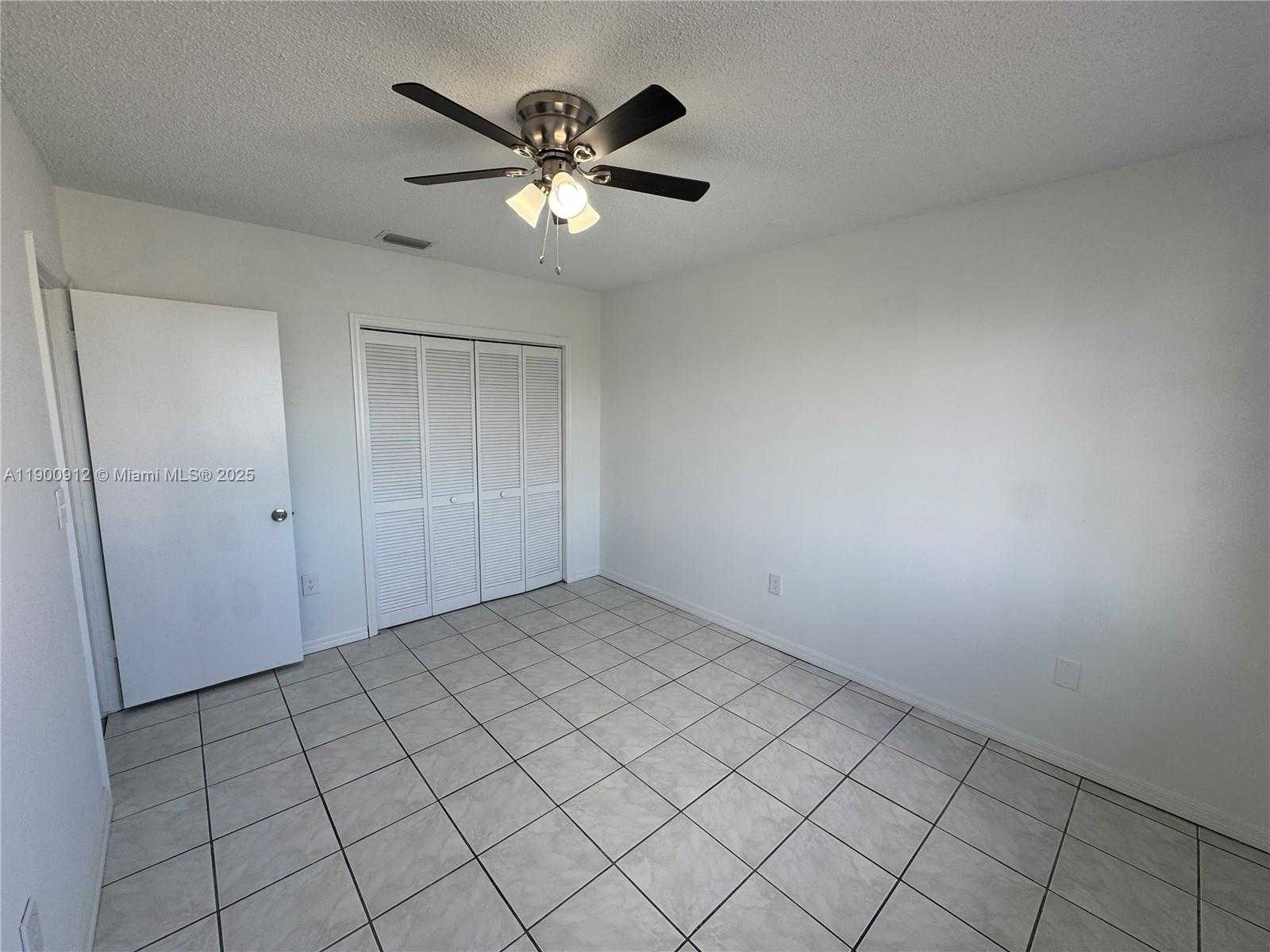 Small Image of 11367 SOUTH WEST 161ST PL, Miami Number 17