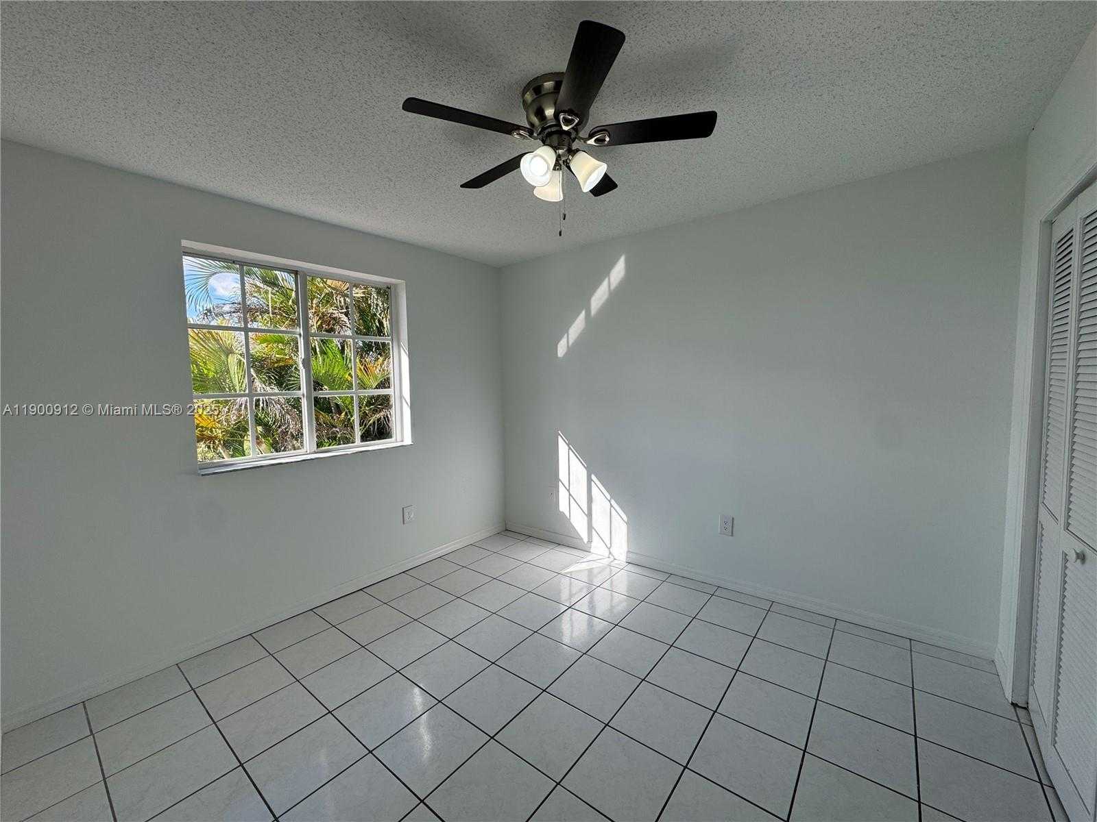 Small Image of 11367 SOUTH WEST 161ST PL, Miami Number 18