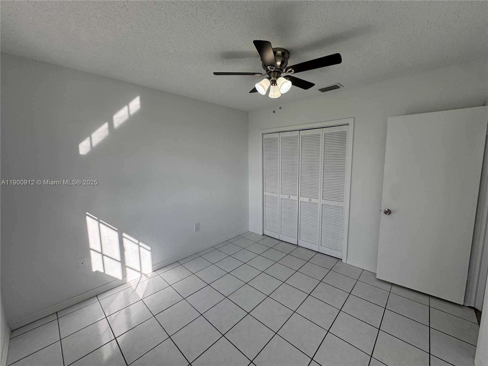 Small Image of 11367 SOUTH WEST 161ST PL, Miami Number 19