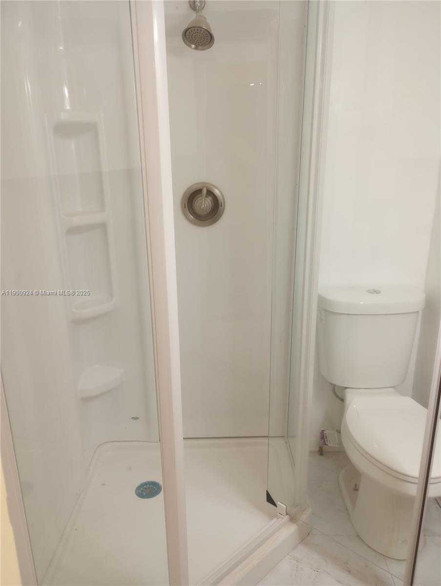 Small Image of 1918 NORTH WEST 82ND ST, Miami Number 5