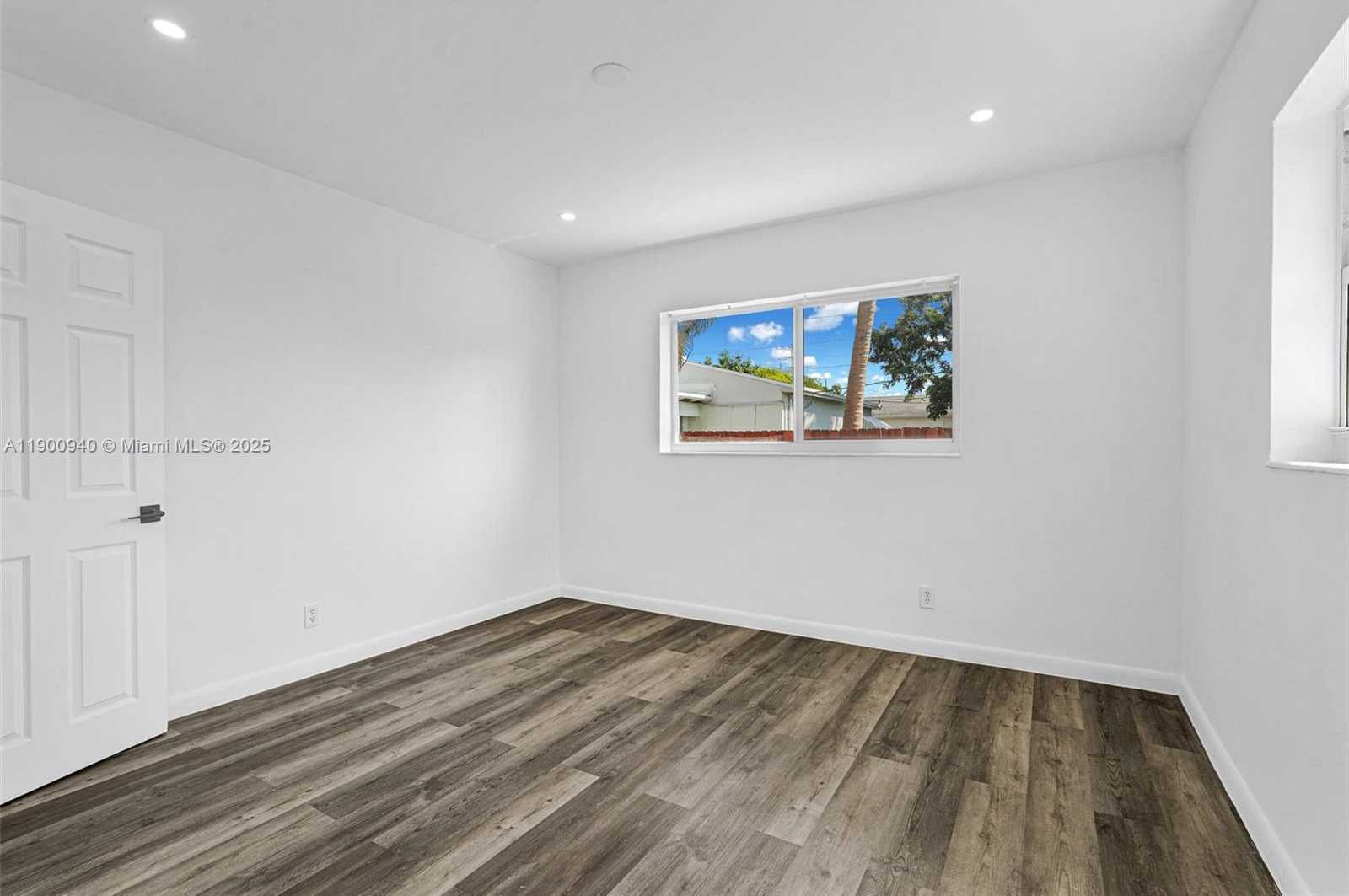 Small Image of 2212 ROOSEVELT ST #1, Hollywood Number 24