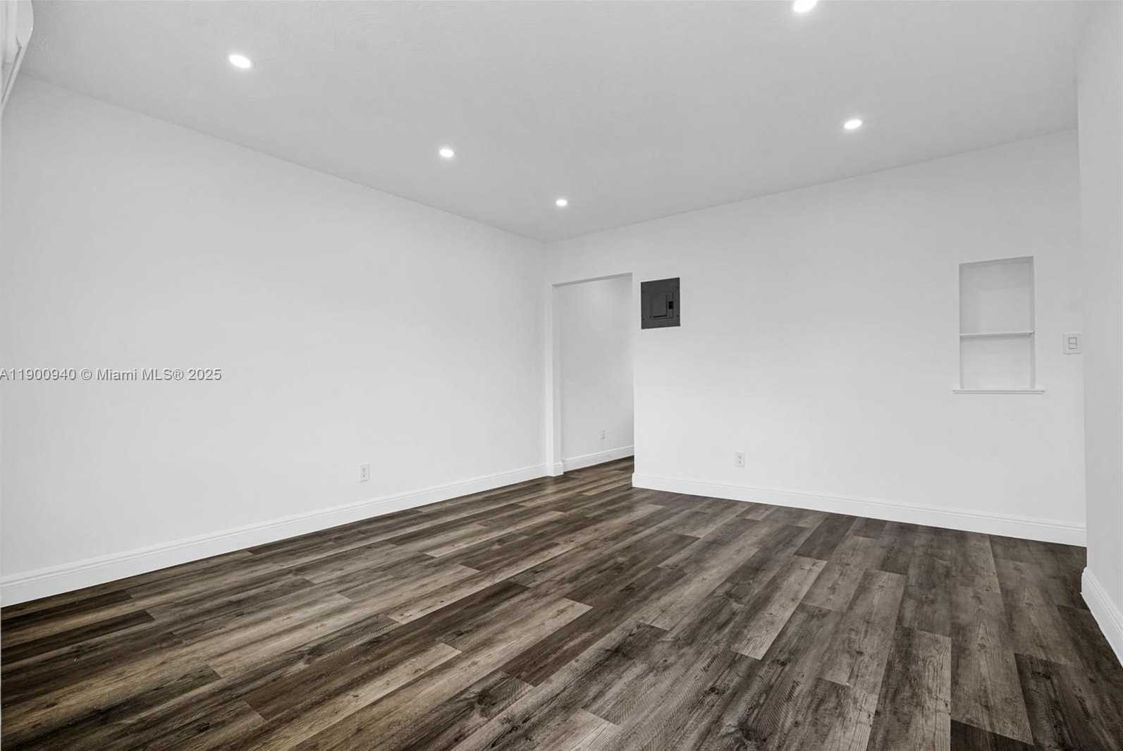 Small Image of 2212 ROOSEVELT ST #1, Hollywood Number 26