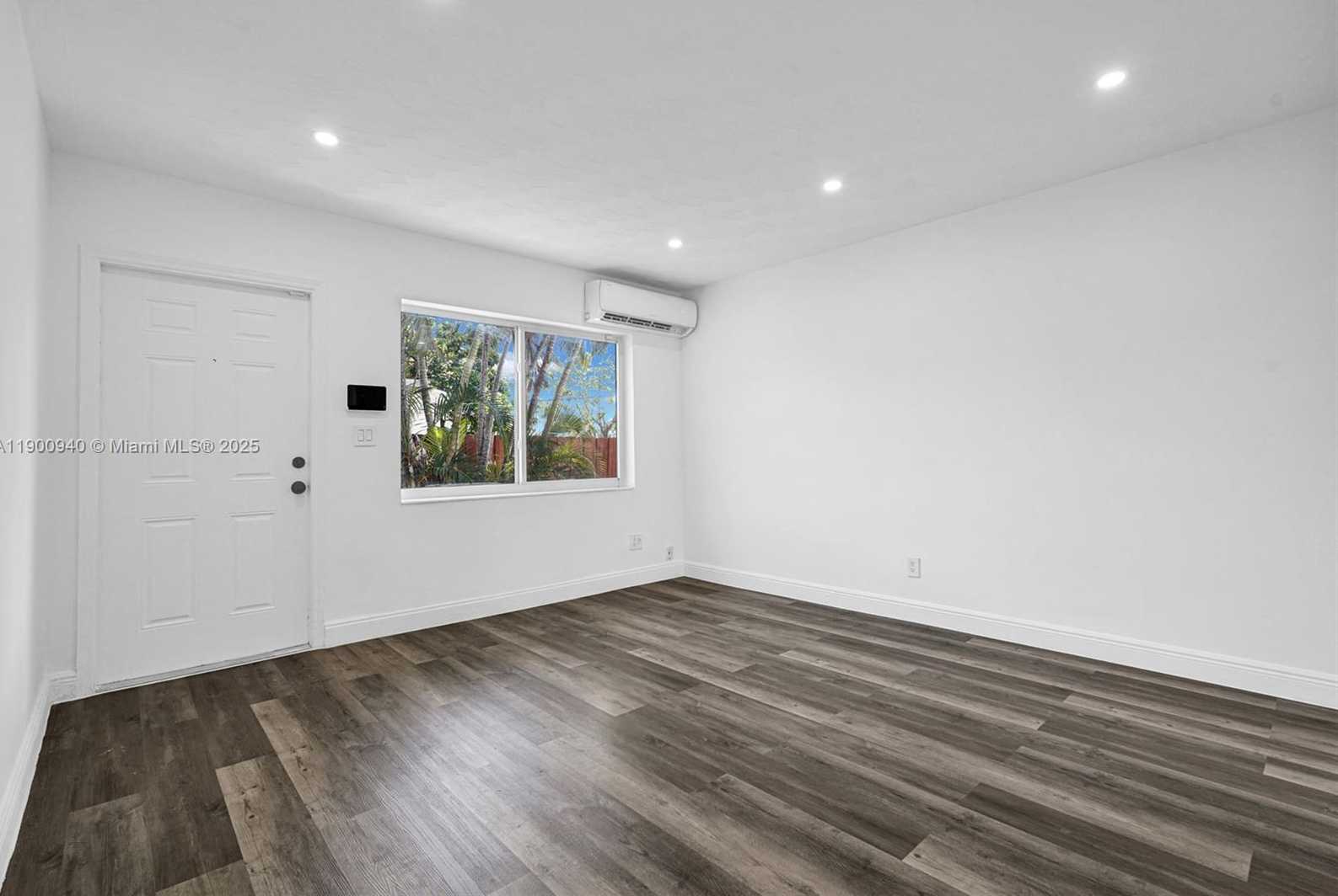 Small Image of 2212 ROOSEVELT ST #1, Hollywood Number 9