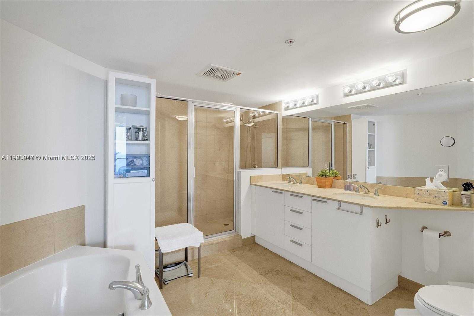 Small Image of 16699 COLLINS AVE #2402, Sunny Isles Beach Number 13