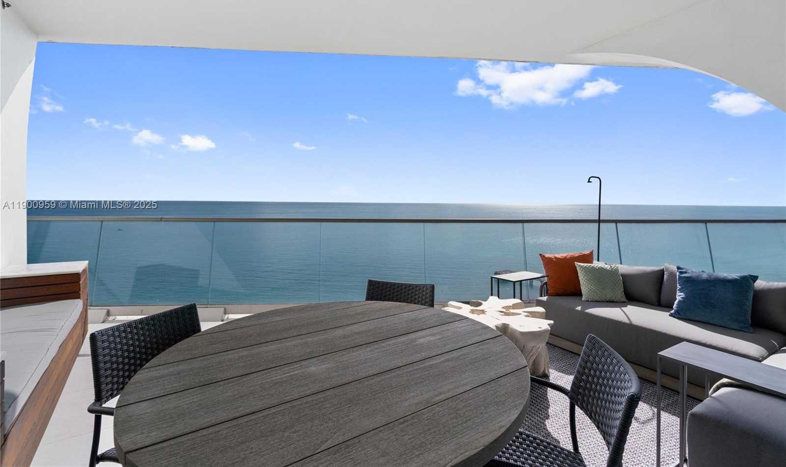 Small Image of 16901 COLLINS AVE #2402, Sunny Isles Beach Number 15