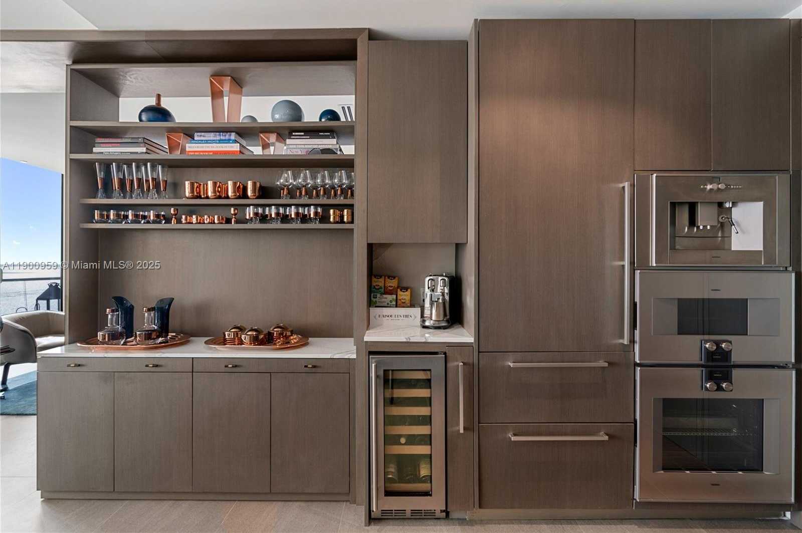 Small Image of 16901 COLLINS AVE #2402, Sunny Isles Beach Number 6